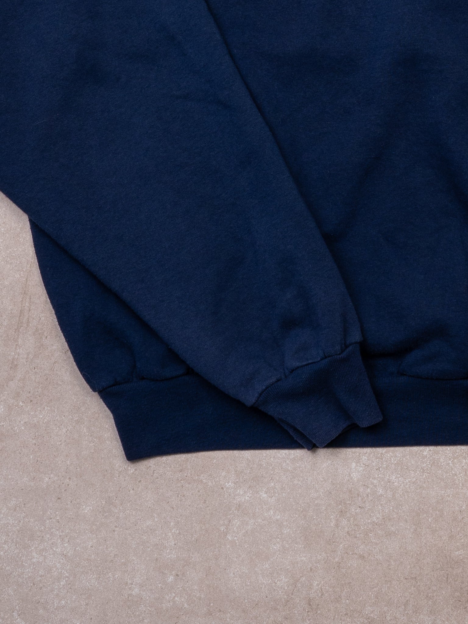 Vintage 90s Dark Blue Michigan Wolverines 'M' Crewneck (XL)