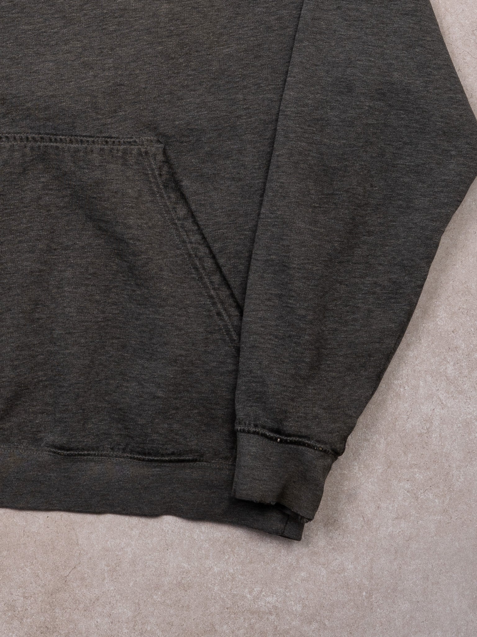 2000s Grey Nike Essentials Swoosh Hoodie (M/L)