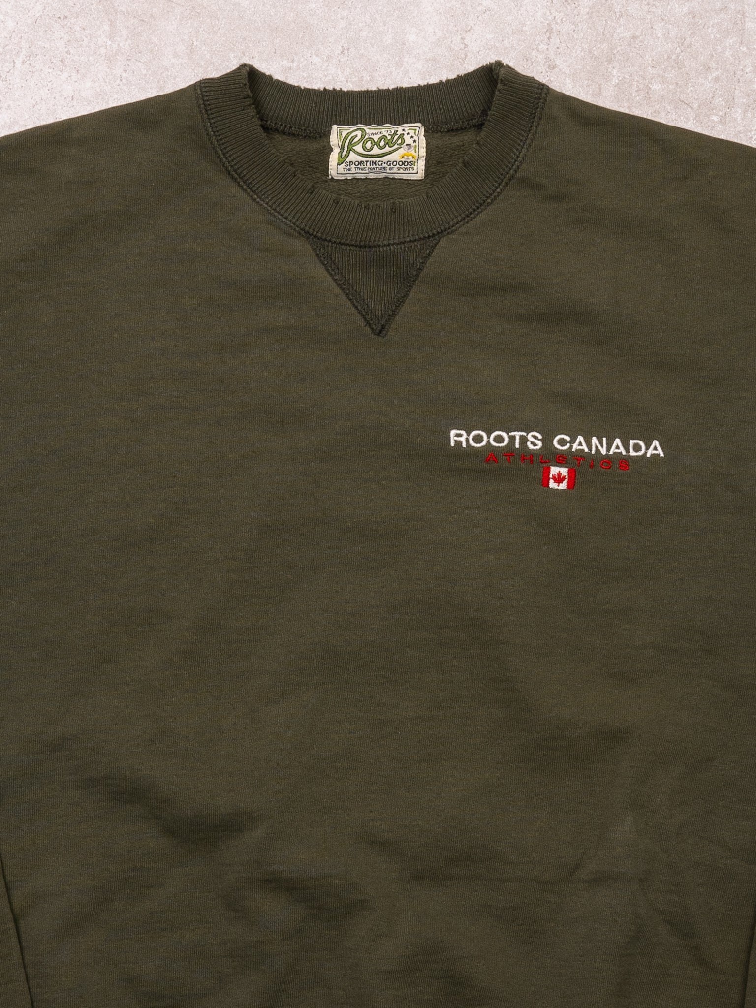 Vintage 90s Rugged Moss Green Roots Canada Crewneck (M)