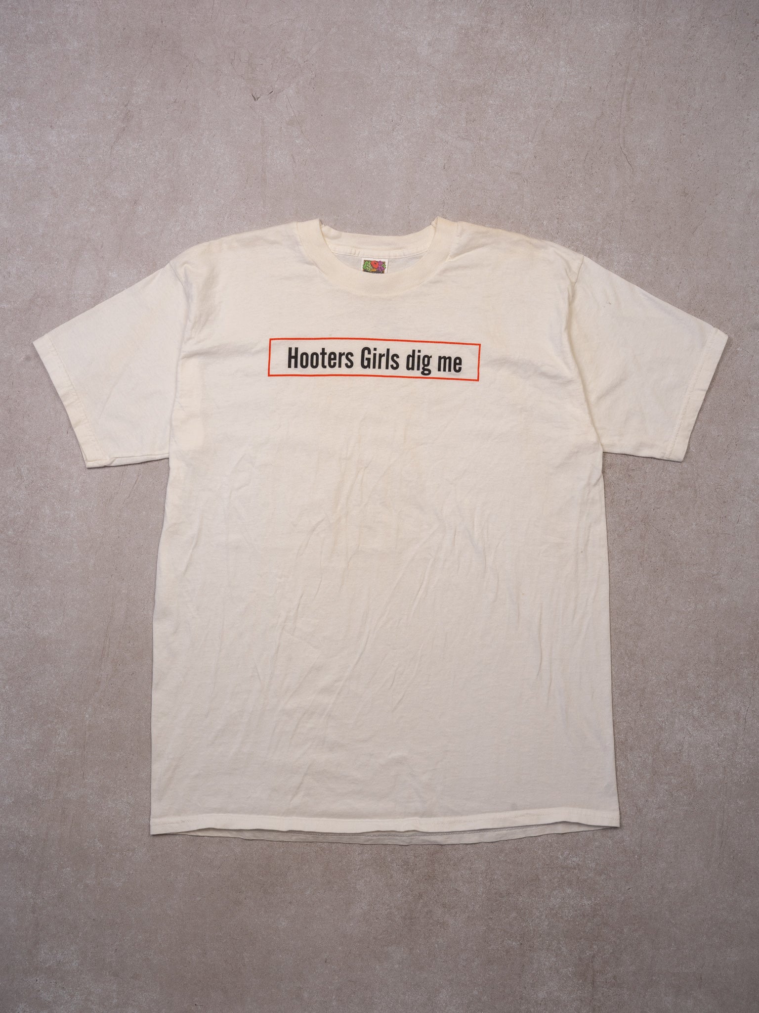 Vintage 90s Hooters Girls Dig Me Tee (M/L)