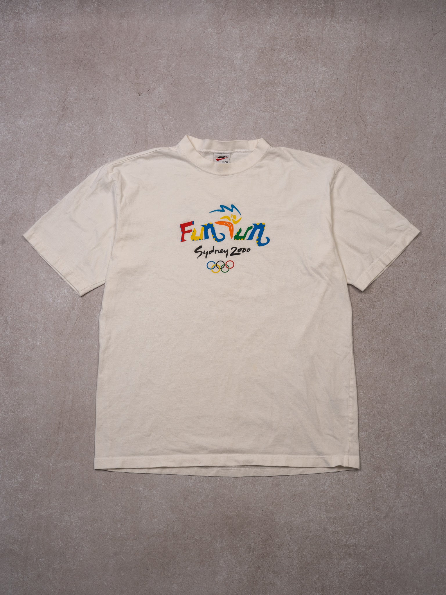 Vintage '00 White Fun Sun Sydney Olympics x Nike Tee (M)
