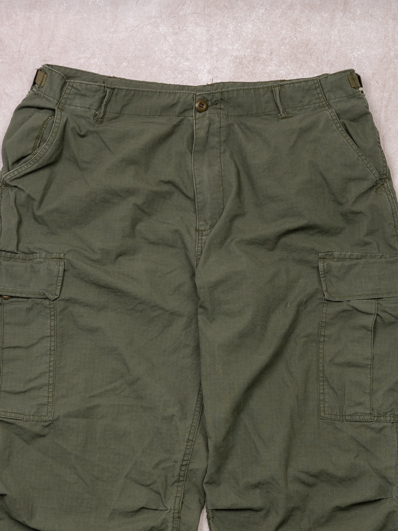 Vintage Green Army Adjustable Cargo Pants (35-39 x 32)