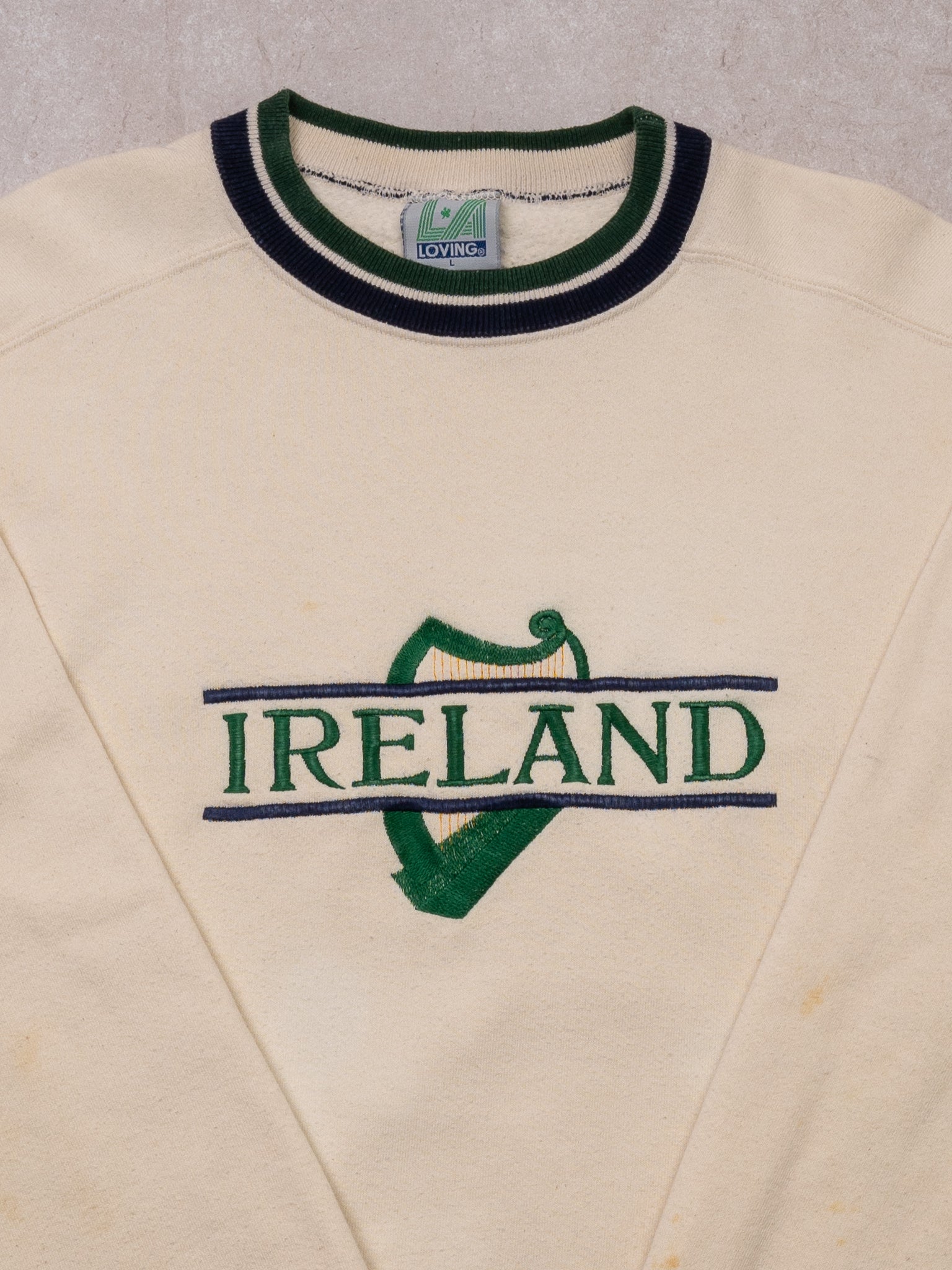 Vintage 90s Cream + Blue + Green Ireland Crewneck (M)