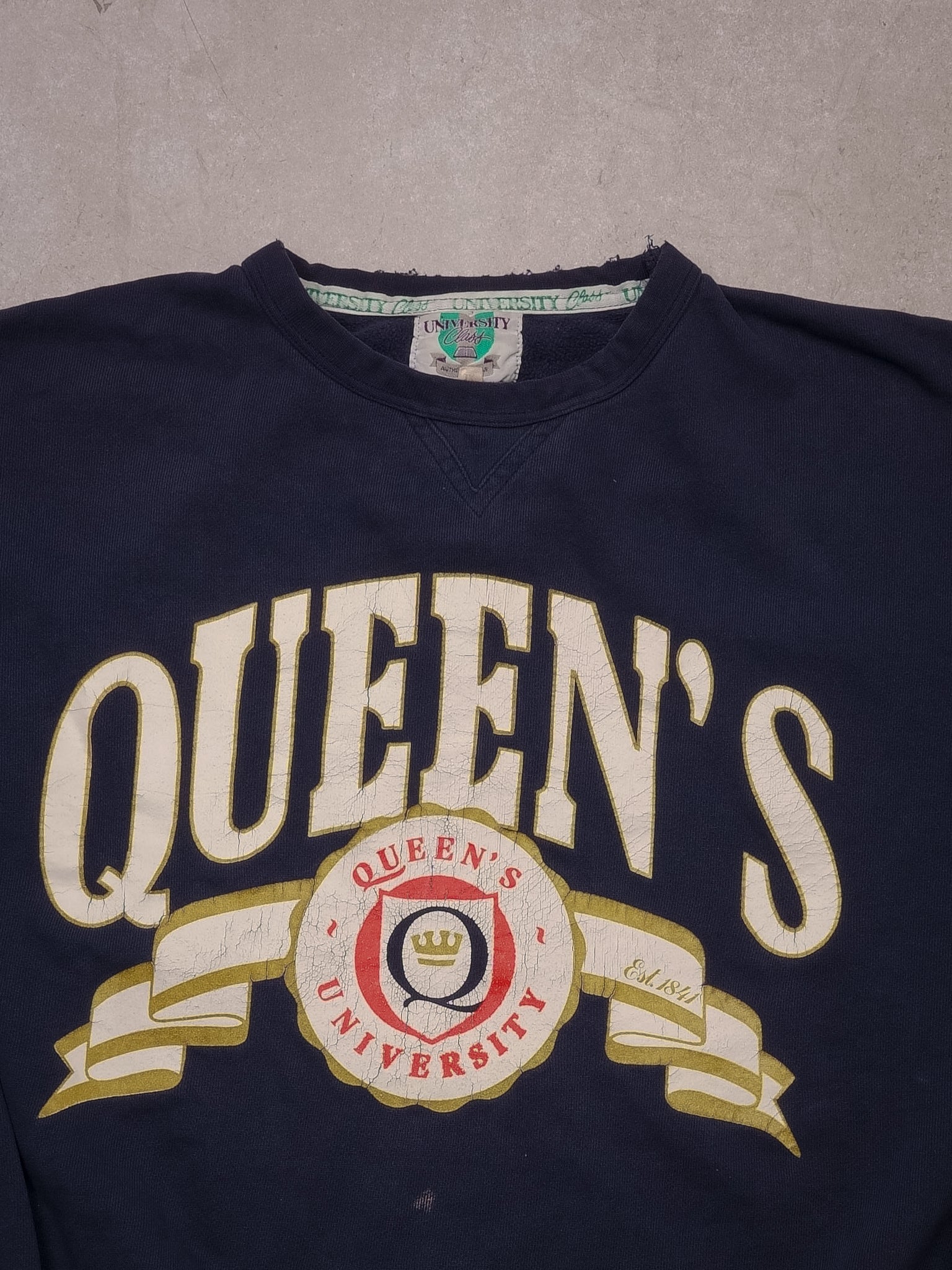 Vintage 90s Navy Blue Queen's University Emblem Hoodie (L)