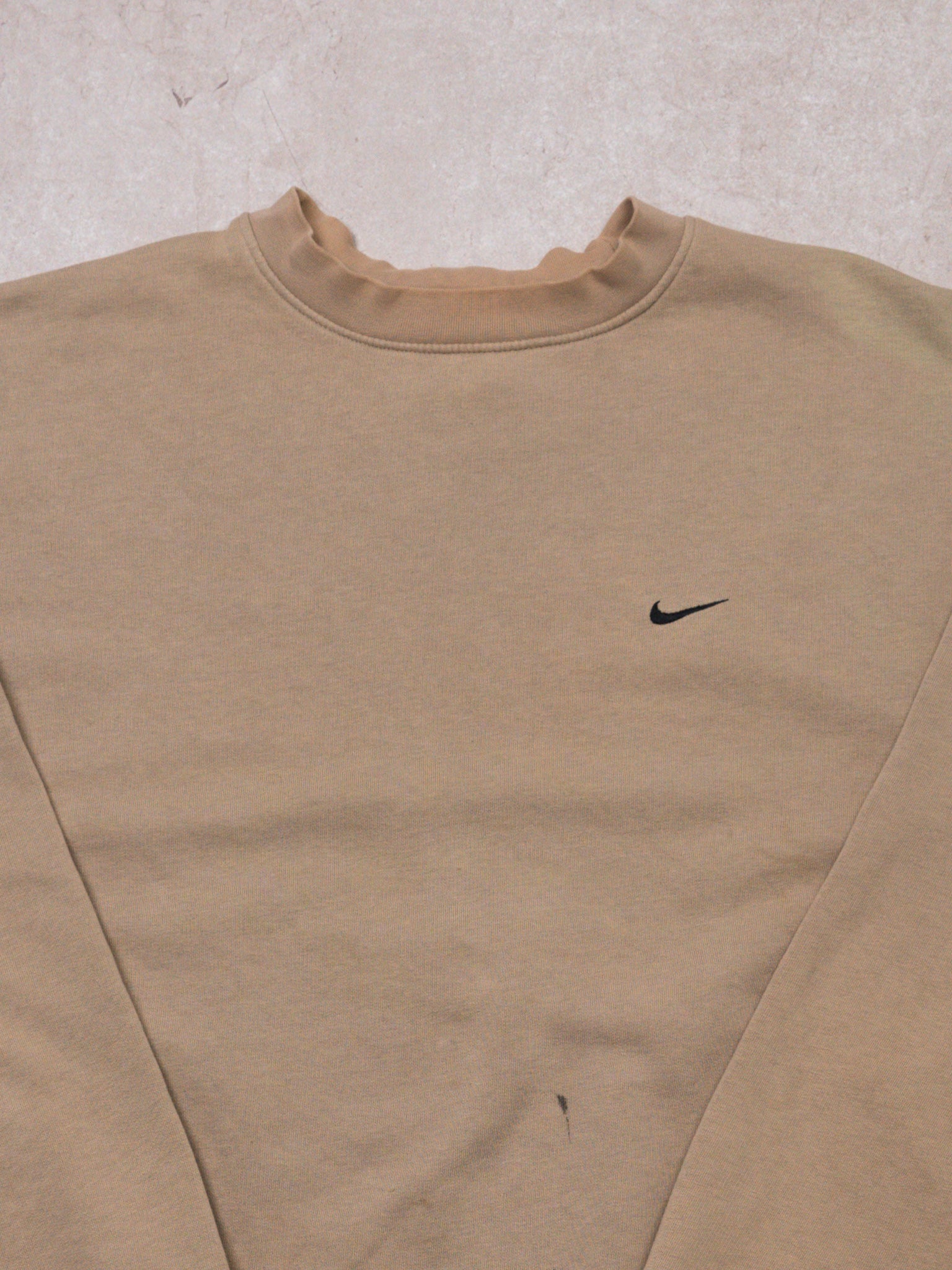 Vintage Biege NIke Essential Crewneck (XL)