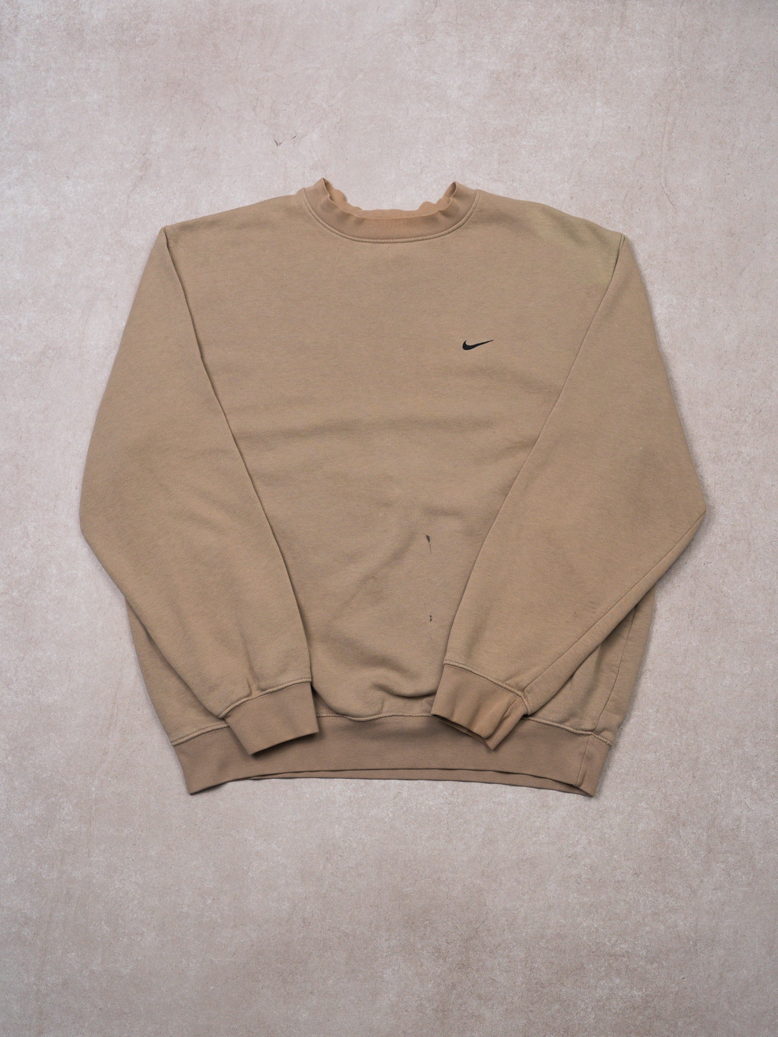 Vintage Biege NIke Essential Crewneck (XL)