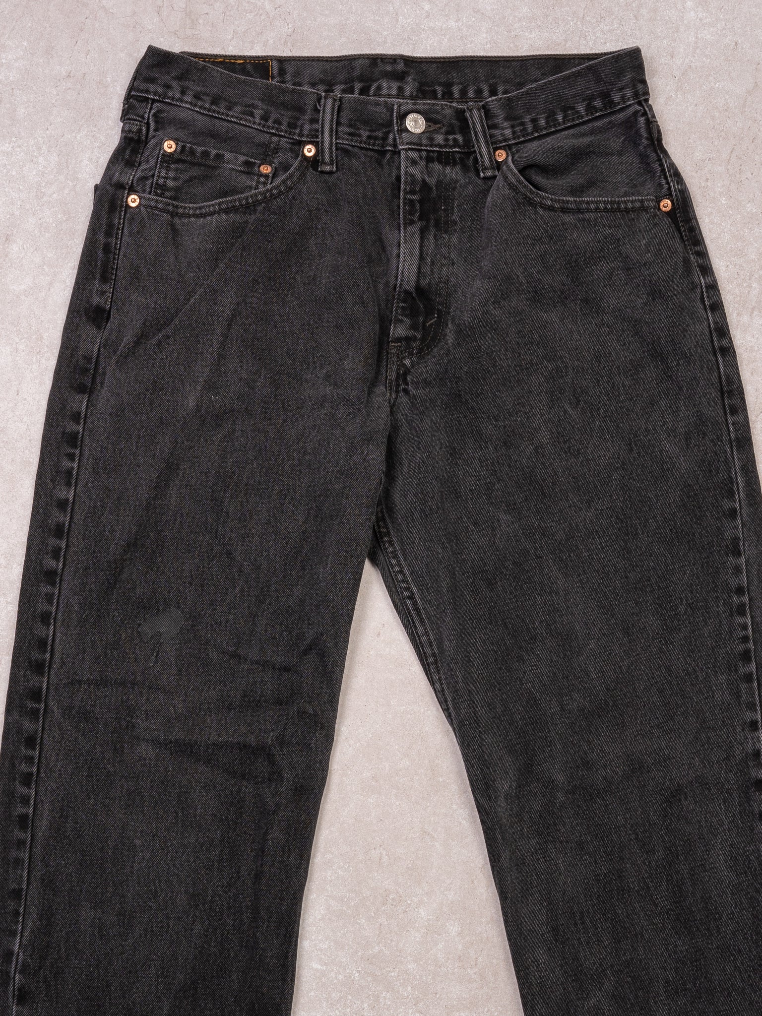 Vintage Black 550 Relax Fit Levi Jeans (32 x 31)