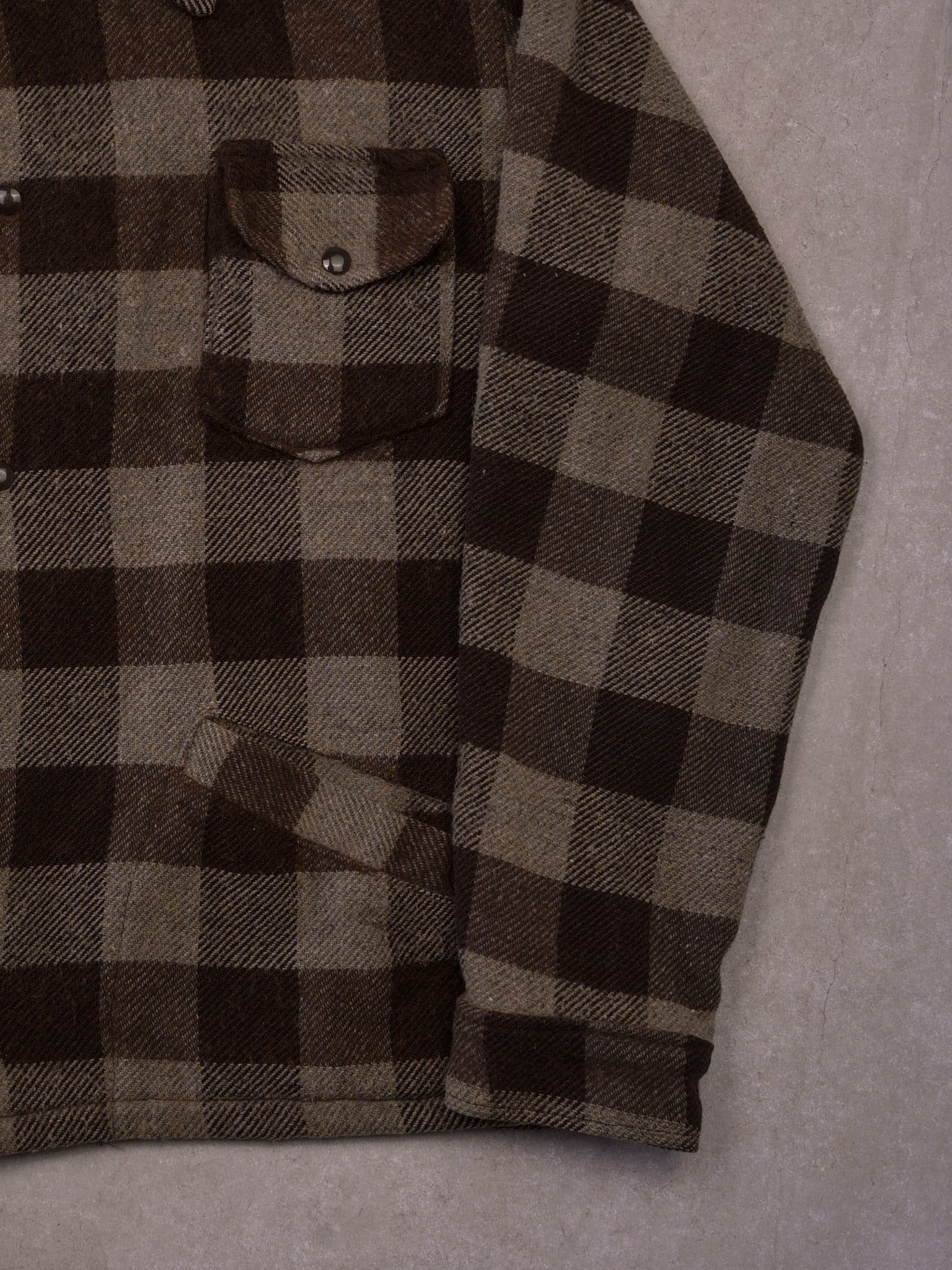 Vintage 90s Chocolate + Mocha Plaid Wool Flannel (XL)