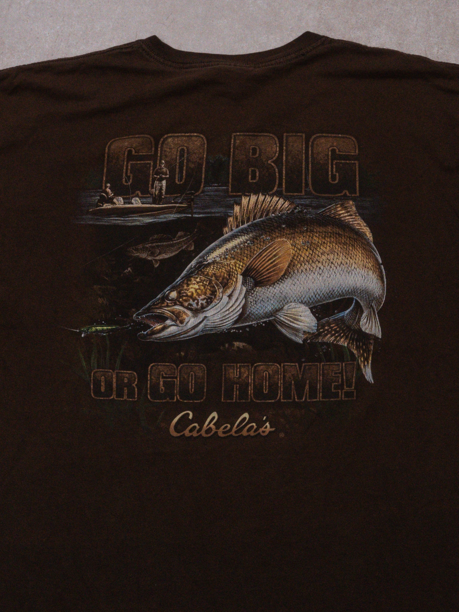 Vintage Brown Cabela's Go Big or Go Home Fishing Tee (L)