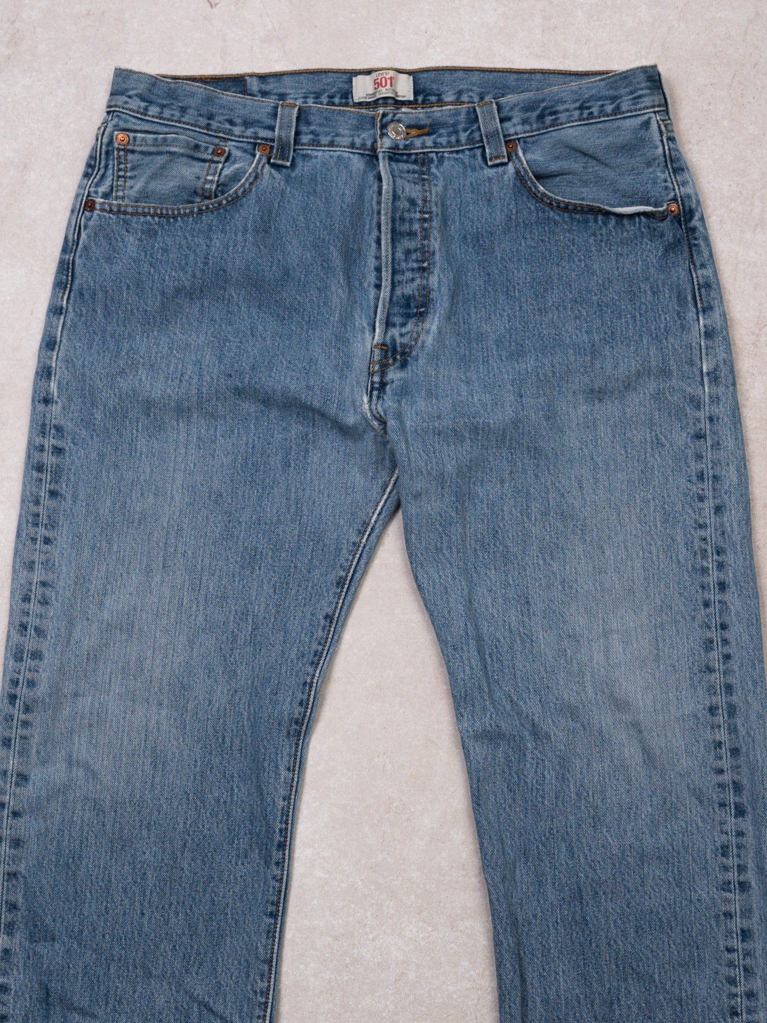 Vintage Blue 501 Levi Jeans (36 x 30)