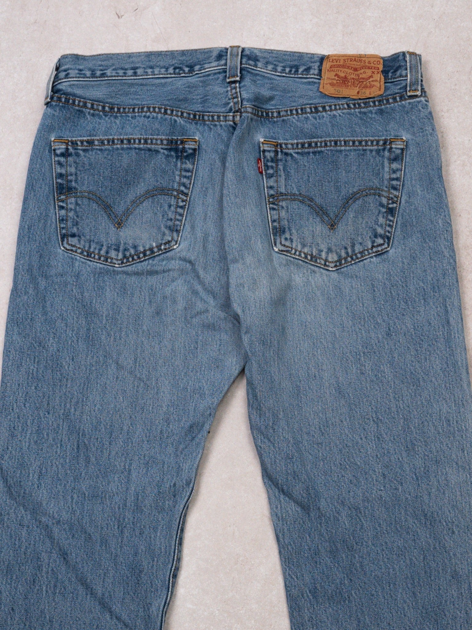 Vintage Blue 501 Levi Jeans (36 x 30)