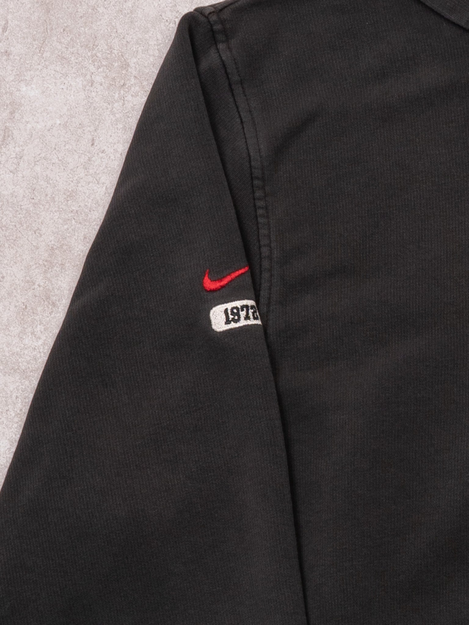 Vintage Y2K Washed Black Nike 1/4 Zip Hoodie (L/XL)