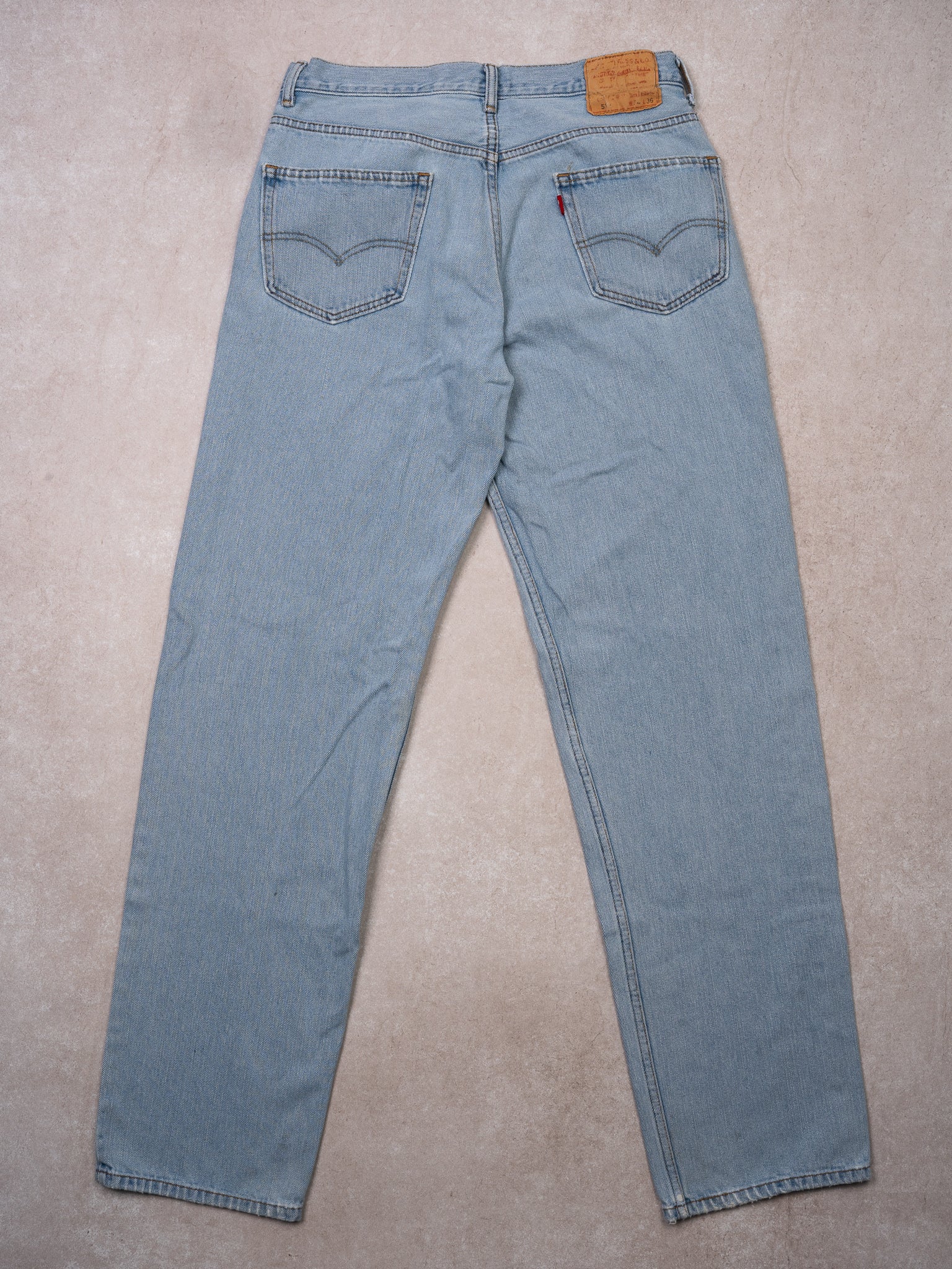 Vintage Light Blue Levi Straight Leg Jeans (34 x 35)