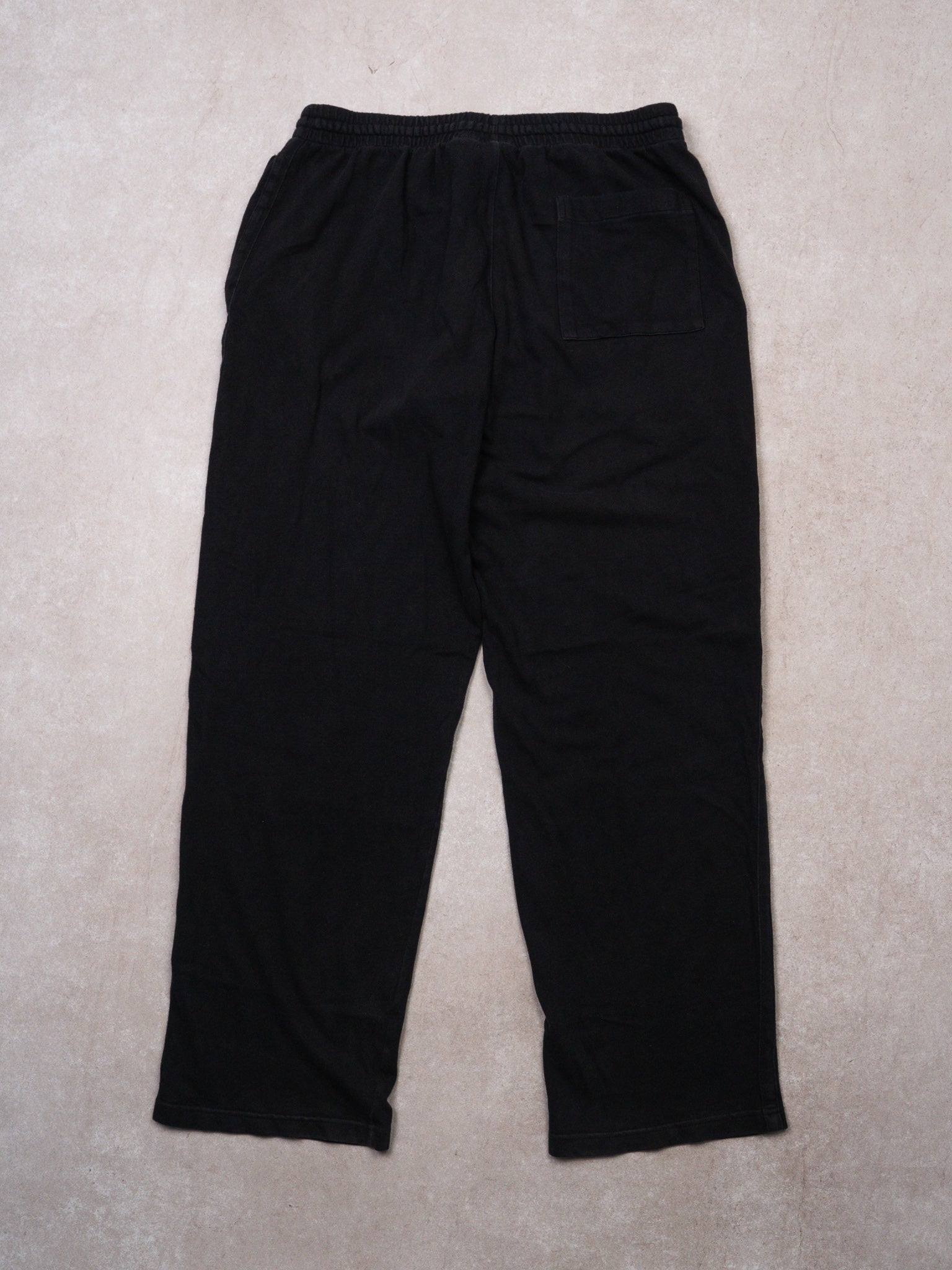 Vintage Black Y2K Nike Essential Sweatpants (L)