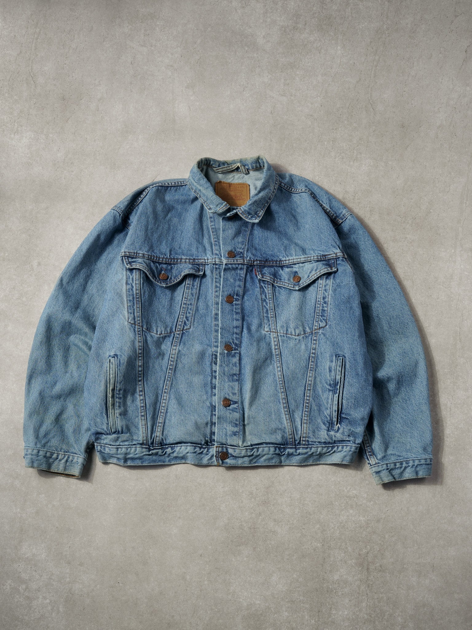 Vintage 90s Stone Washed Blue Levi's Denim Collared Jacket (L/XL)