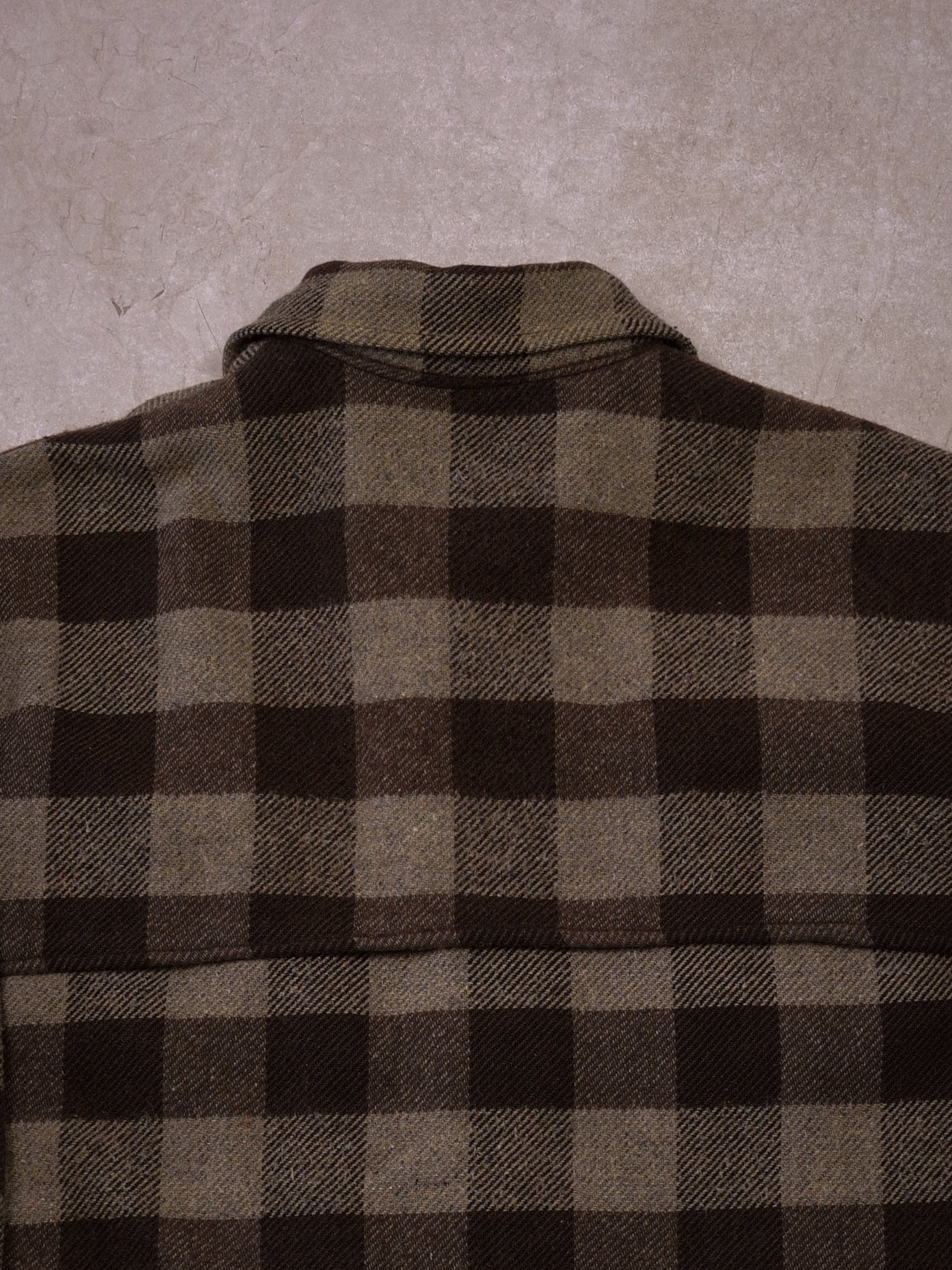 Vintage 90s Chocolate + Mocha Plaid Wool Flannel (XL)