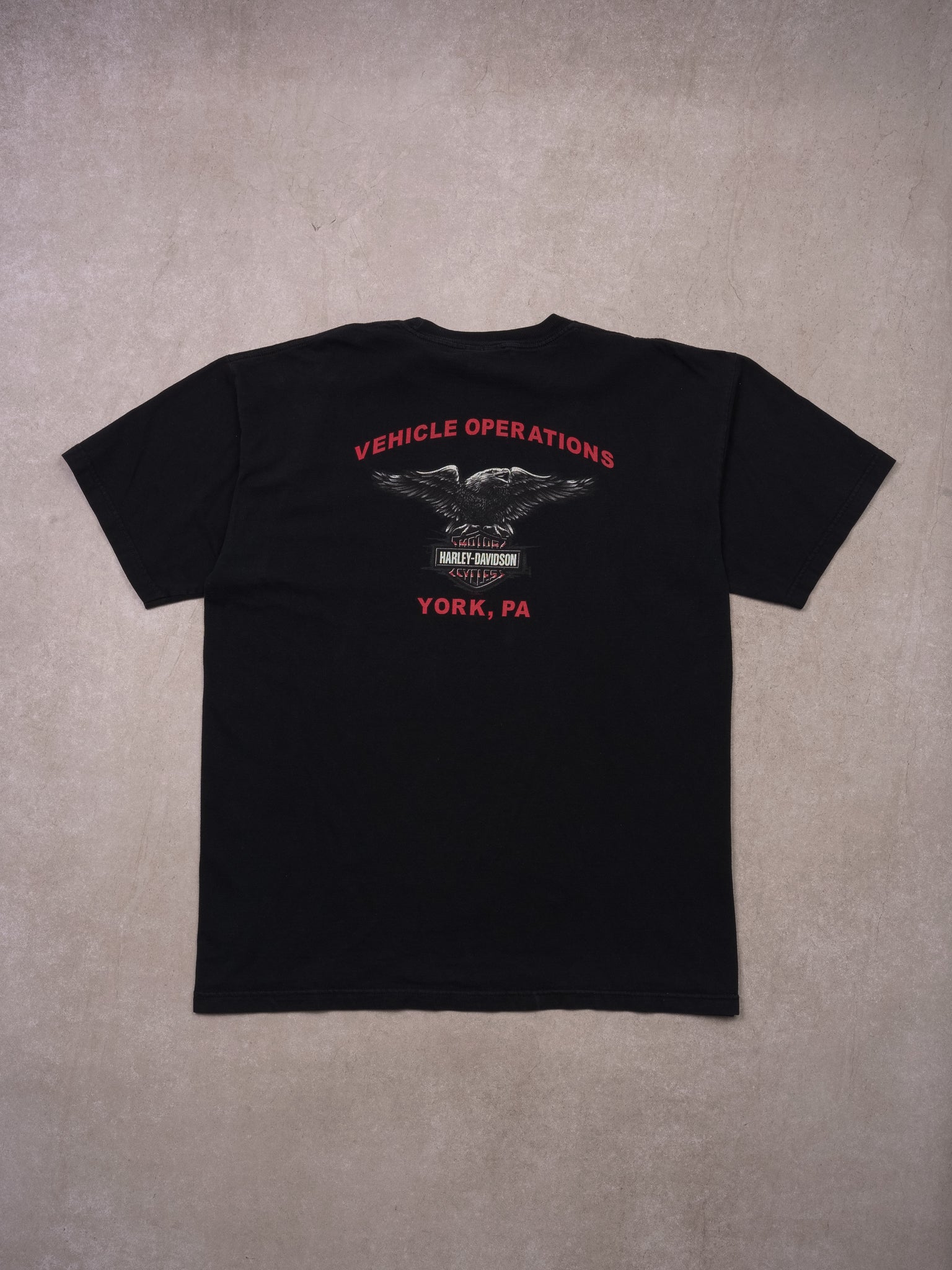 Vintage 04' Black Harley Davidson "Vechicle Operations" Graphic Tee (M)