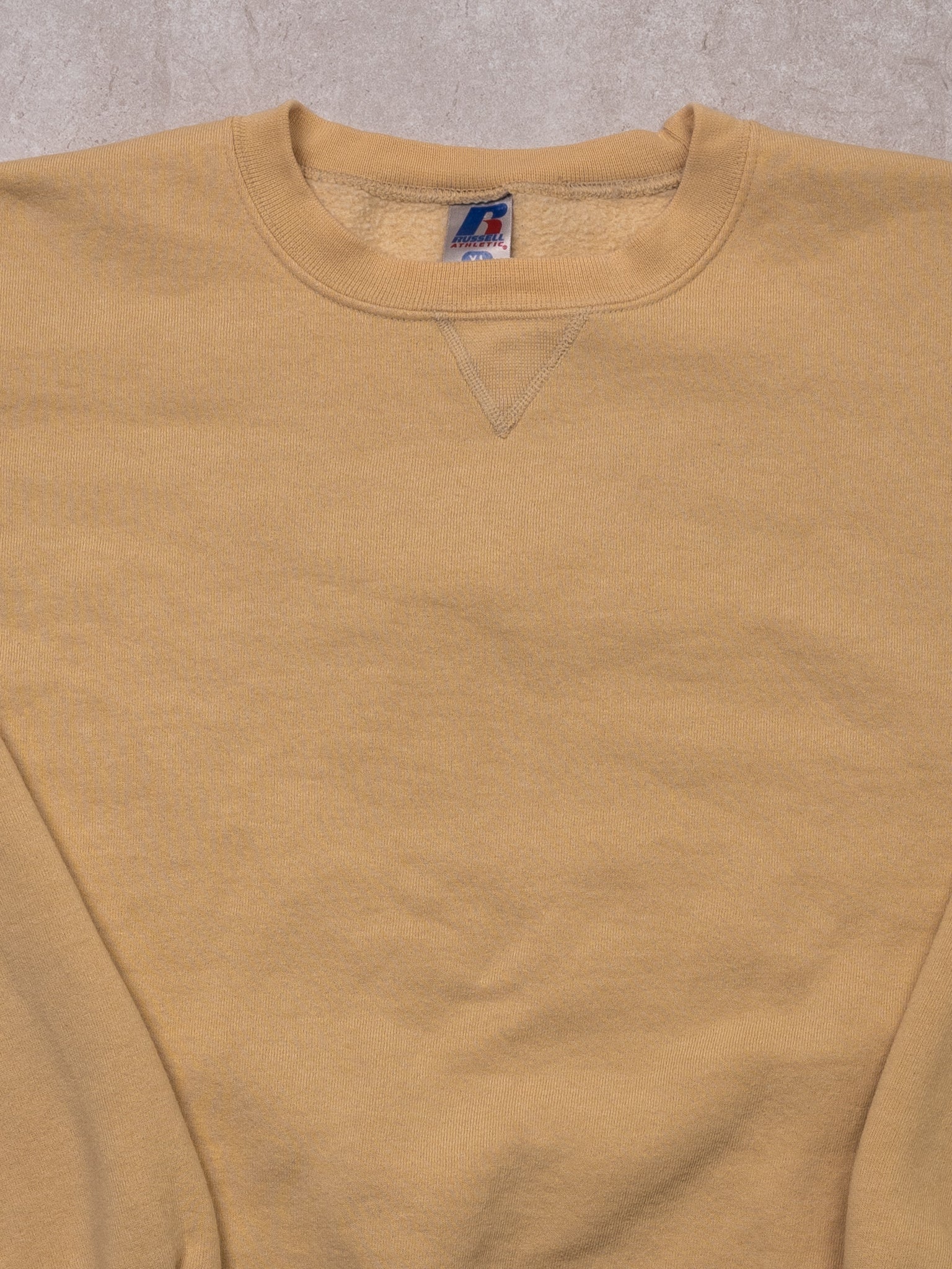 Vintage 00s Yellow Russell Athletics Blank Crewneck (L)
