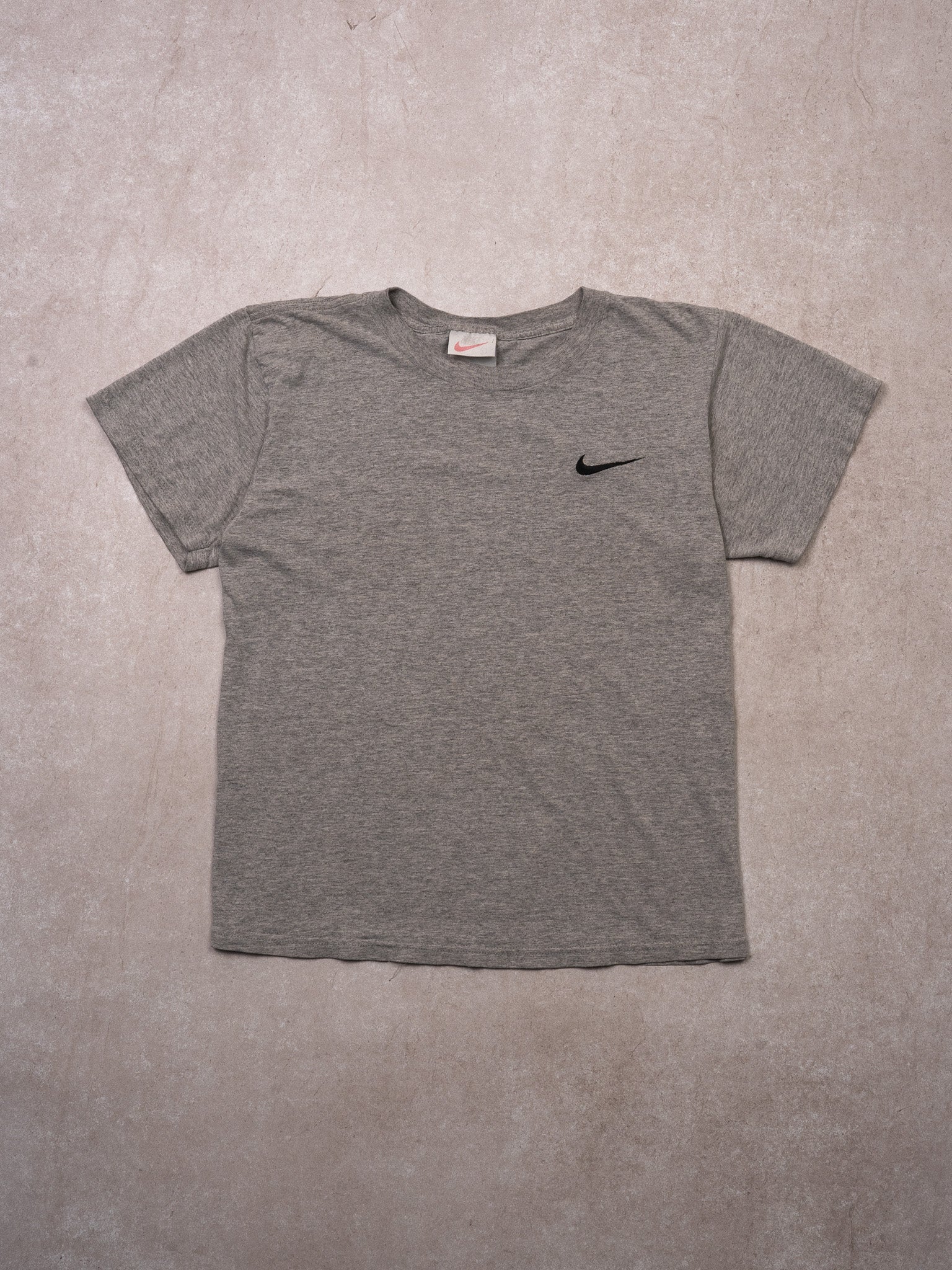 VIntage 90s Grey Nike Swoosh Tee (XS)