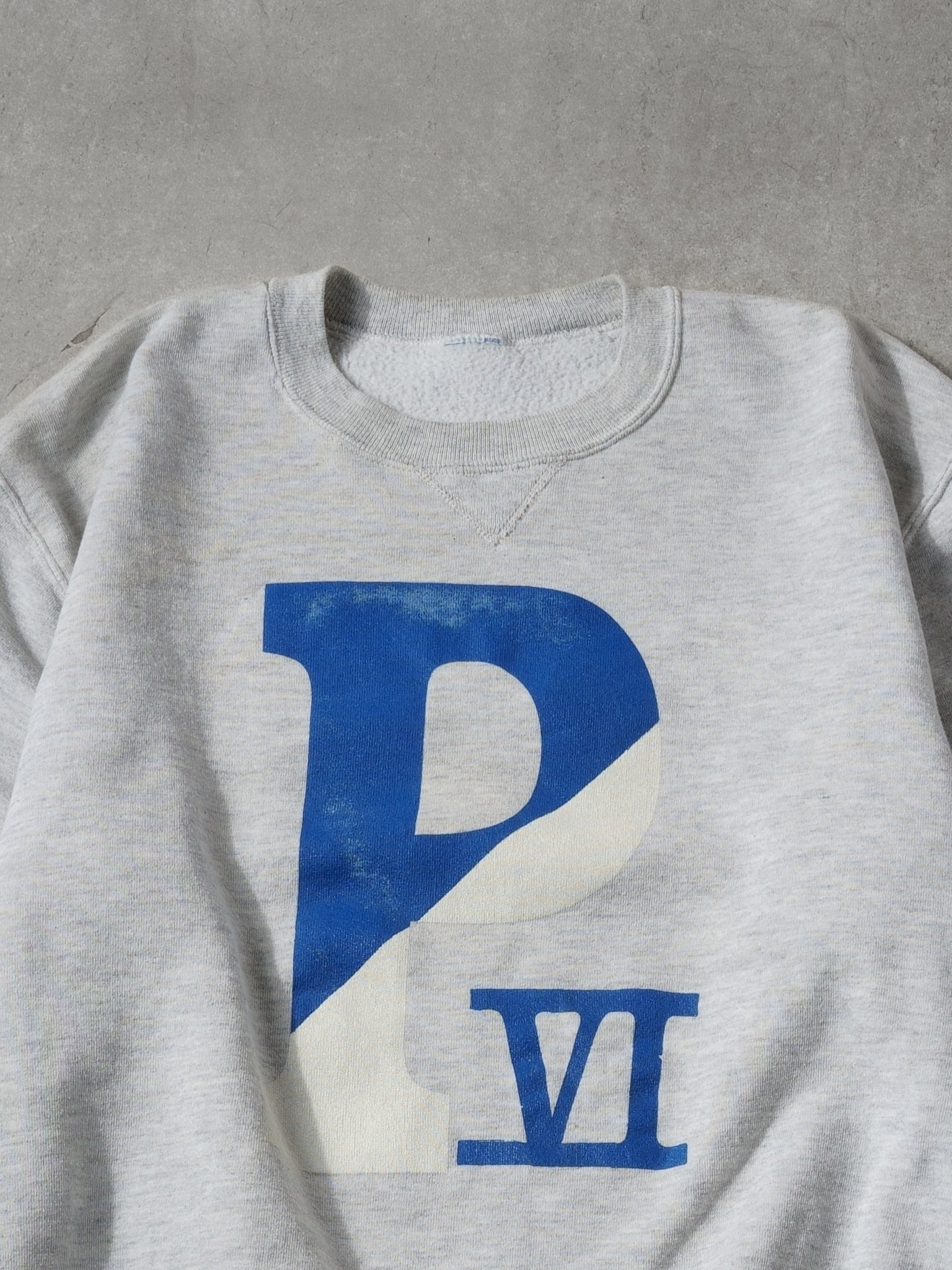 Vintage 90s Grey and Blue P VI #6 Russell Athletics Crewneck (M)