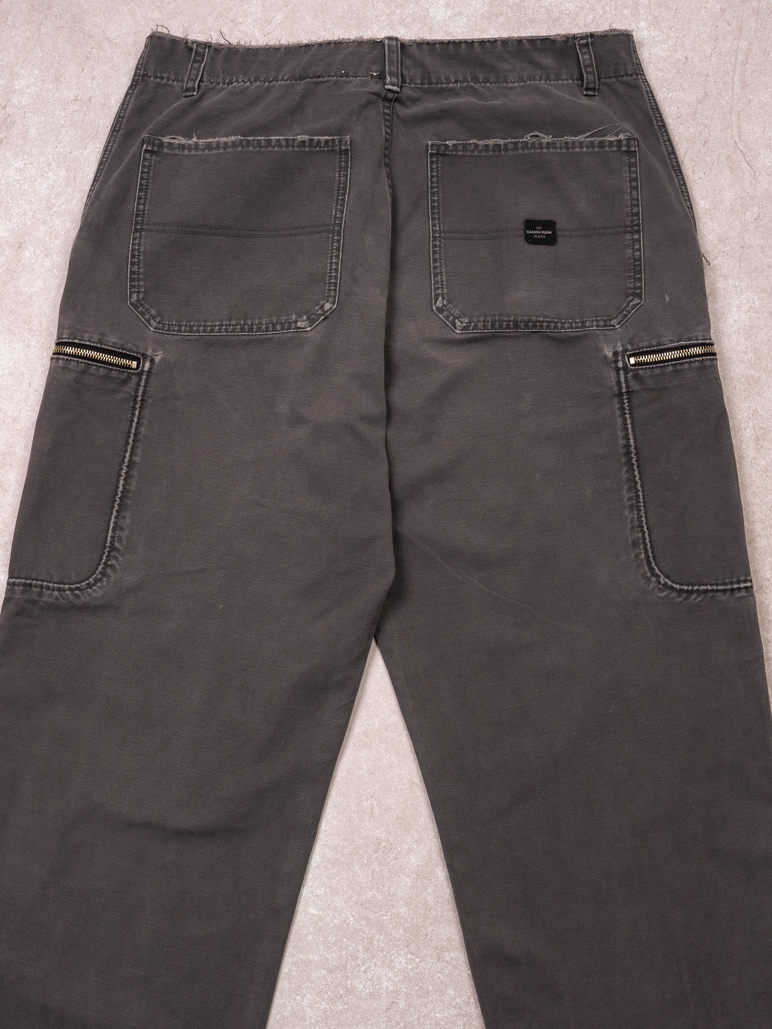 Vintage 90s Grey Calvin Klein Cargo Pants (33 x 32)