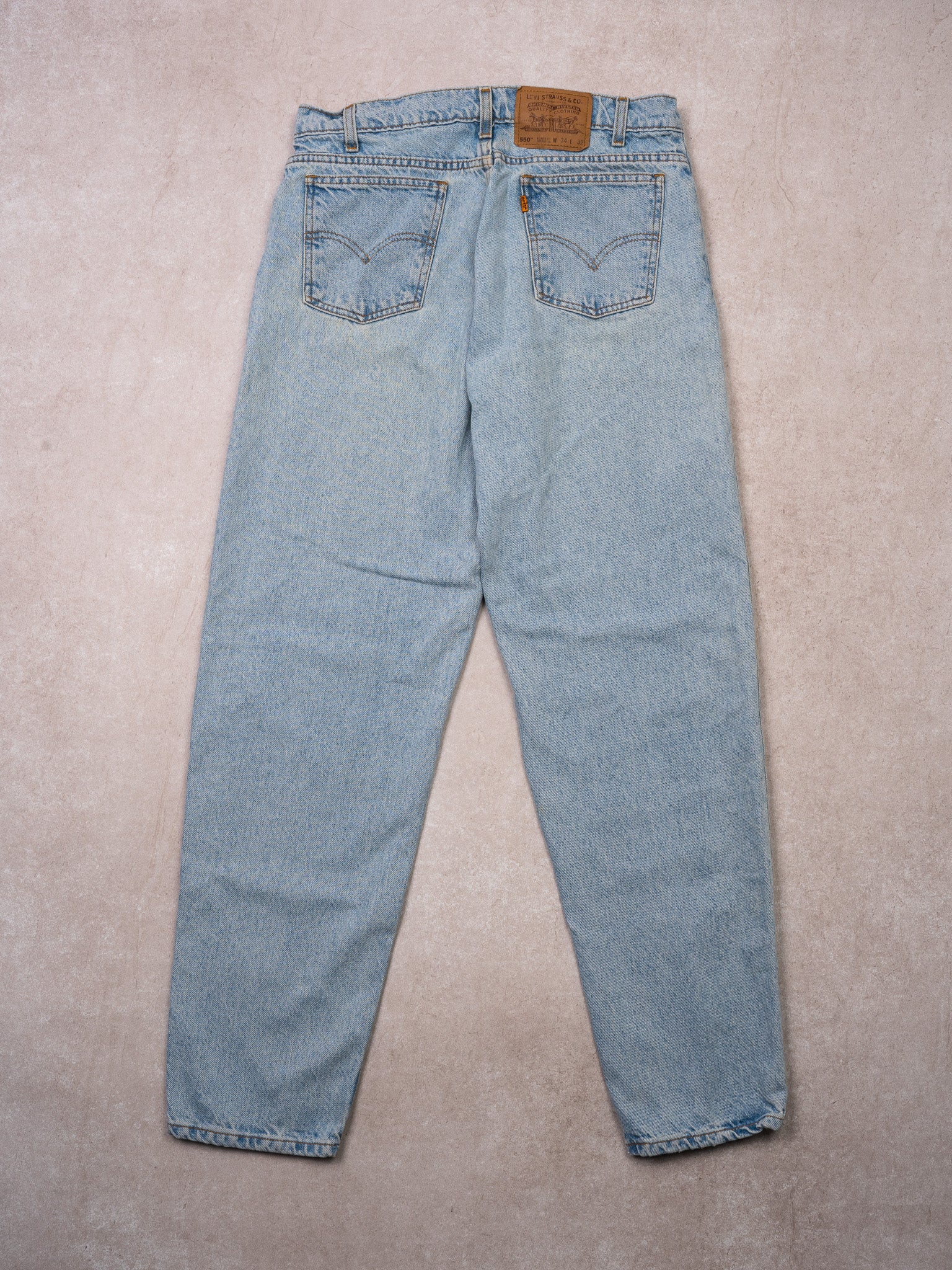 Vintage 1970s Light Blue Levi 550 Relax Fit Jeans (30 x 32)