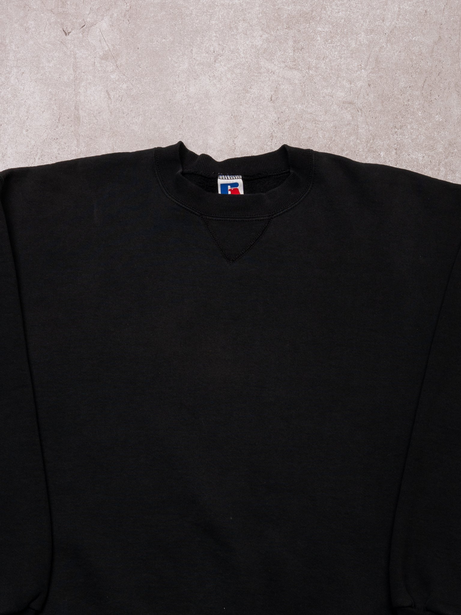 Vintage 90s Black Rusell Atheltics Blank Crewneck (M/L)