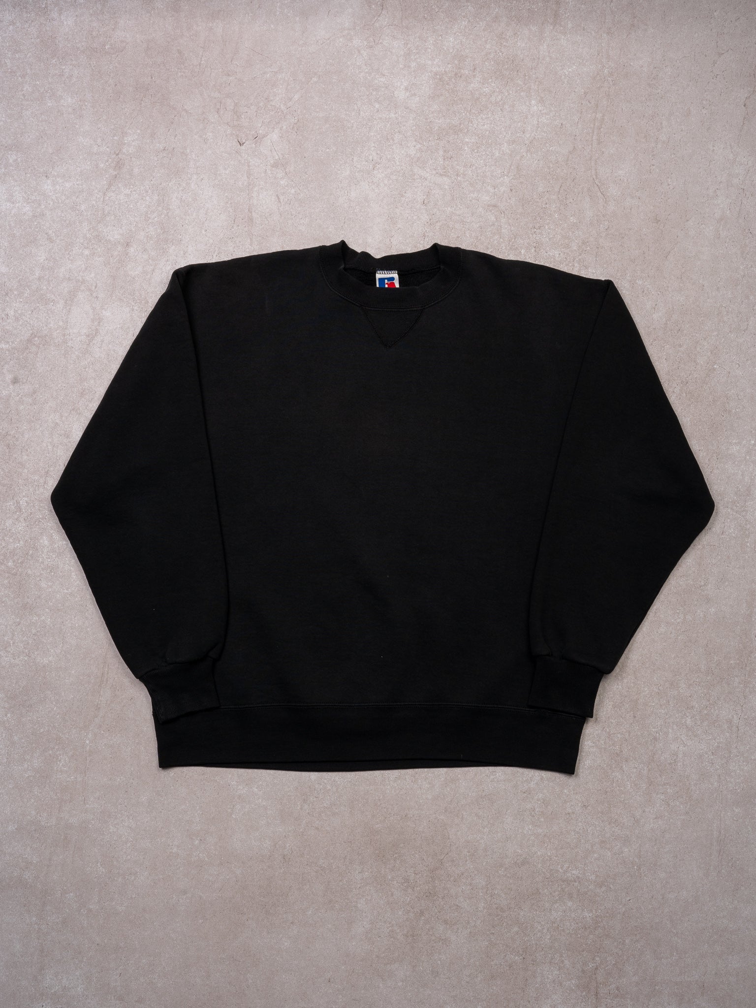 Vintage 90s Black Rusell Atheltics Blank Crewneck (M/L)