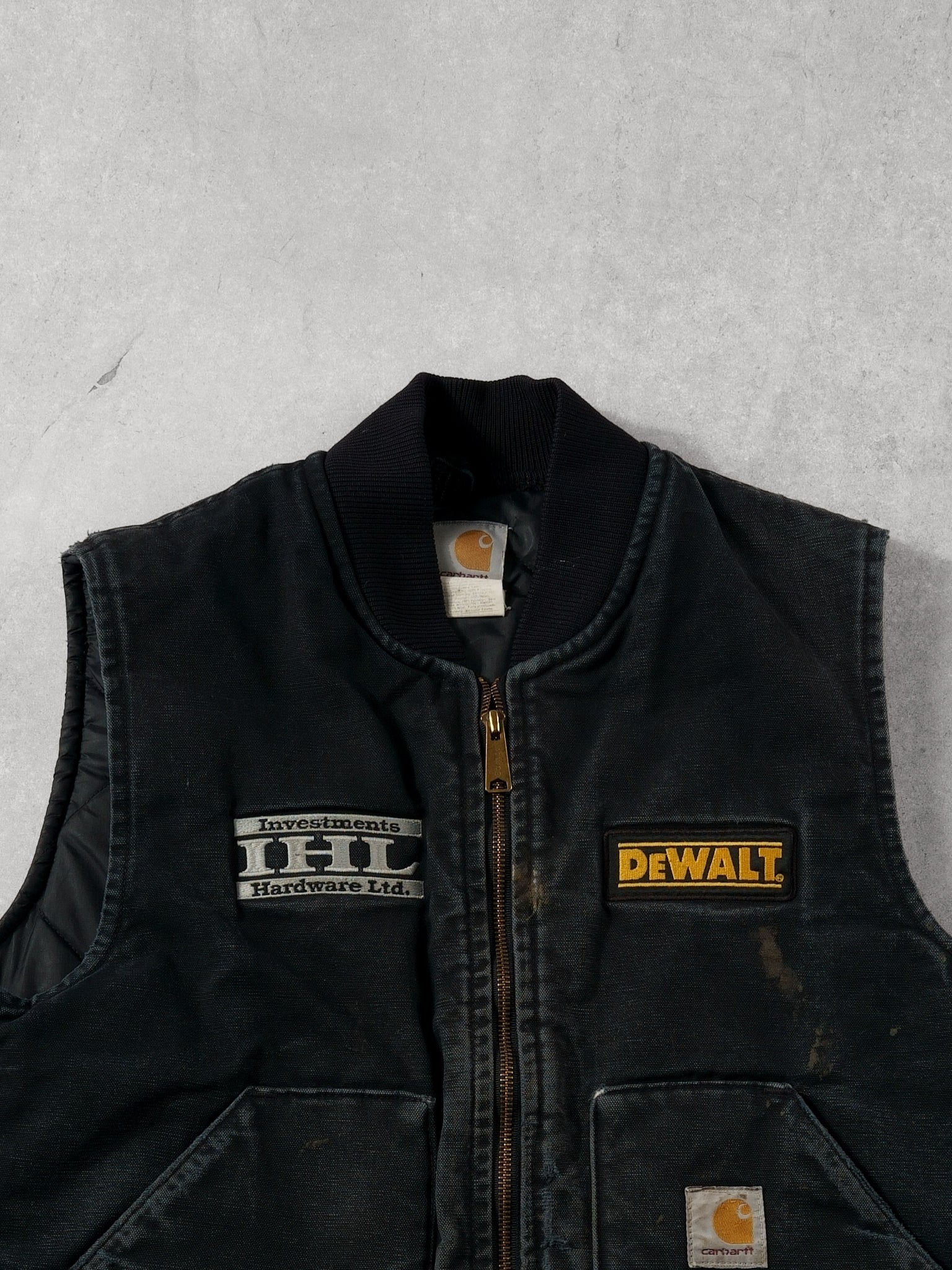 Vintage 90s Faded Black Carhartt Dewalt x IHL Workwear Vest (M)