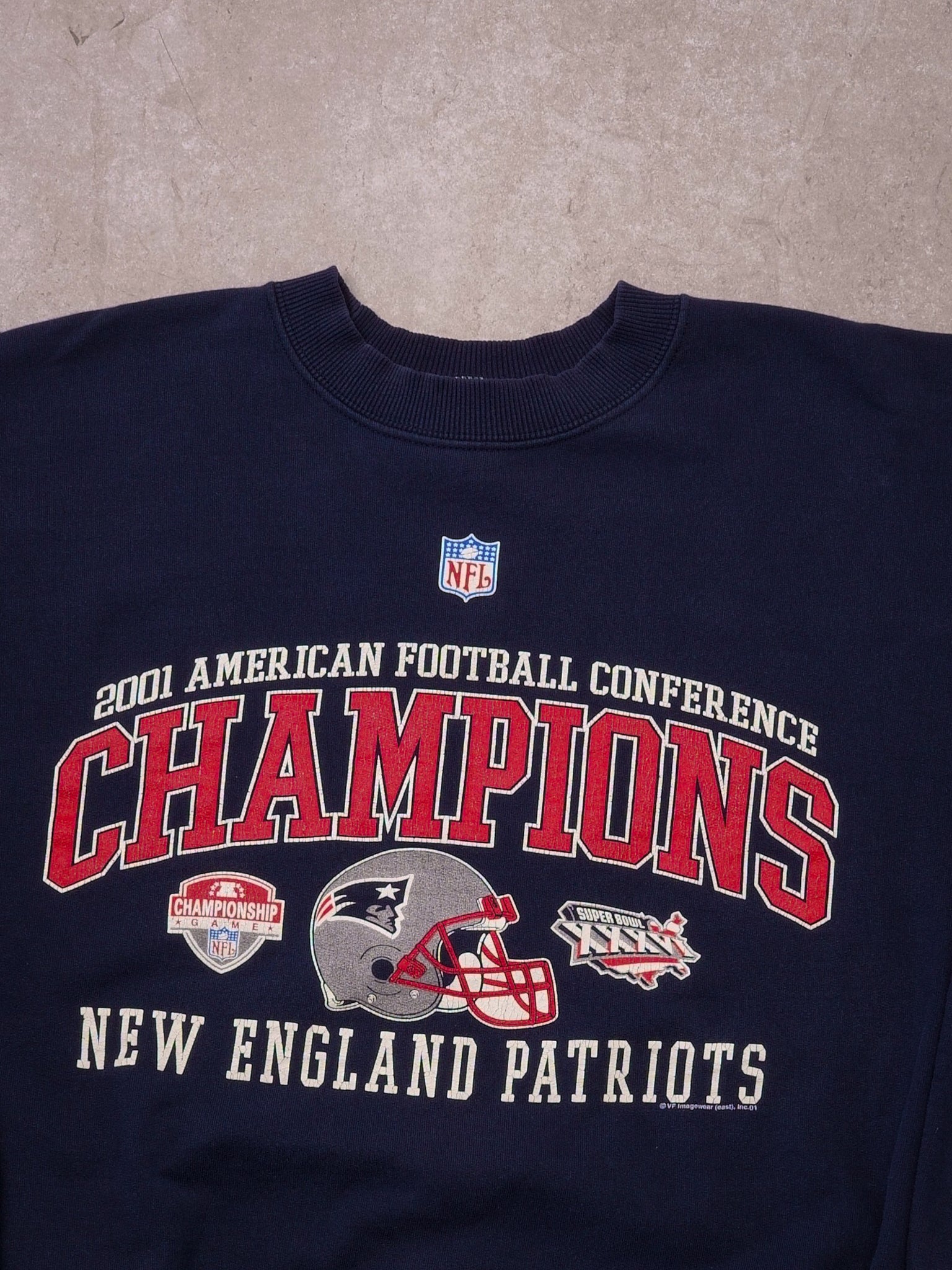 Vintage 01' Navy Blue New England Patriots NFL Champions Crewneck (L/XL)