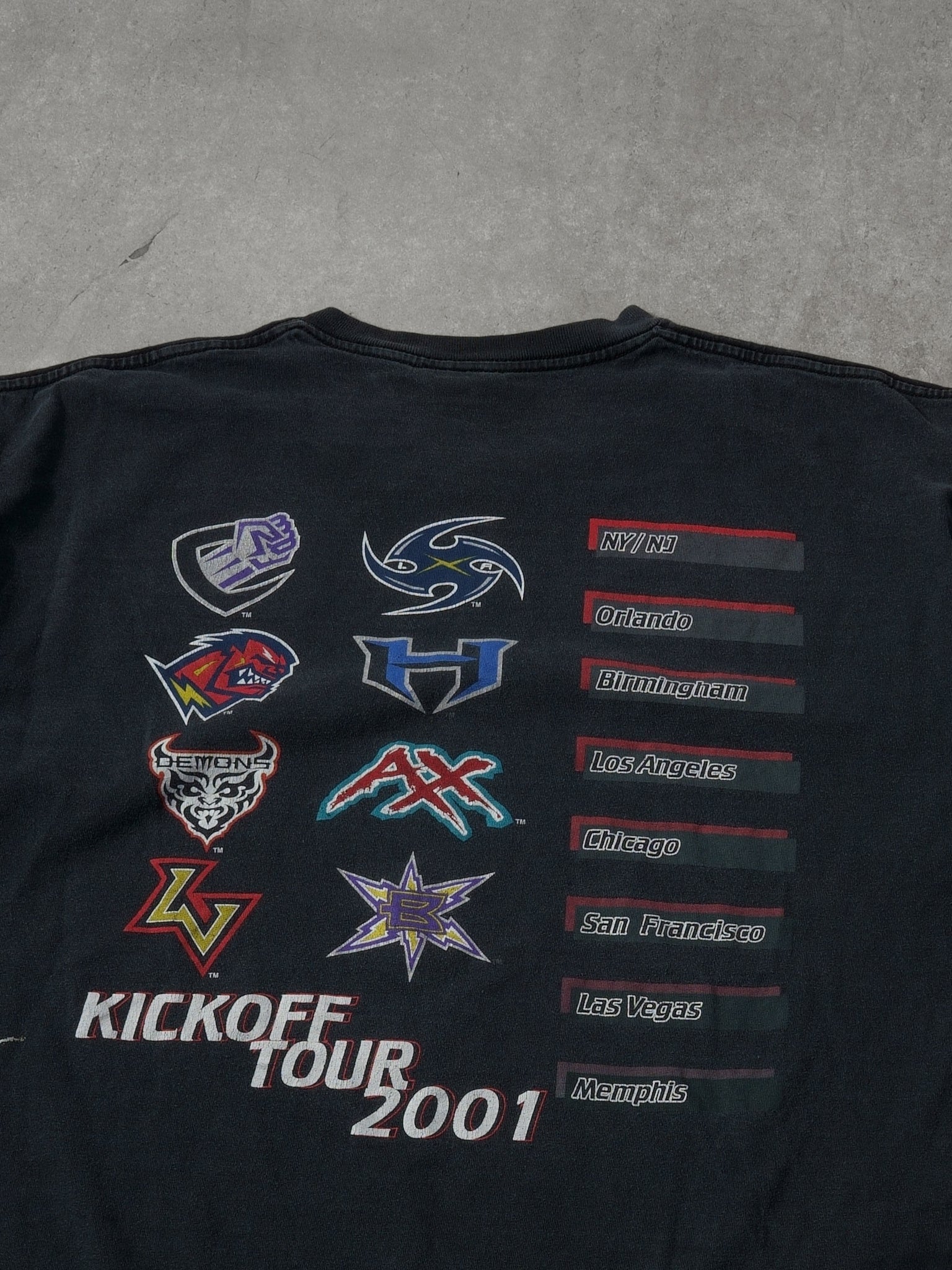 Vintage 01' Washed Black XFL Football Graphic Tee (L)