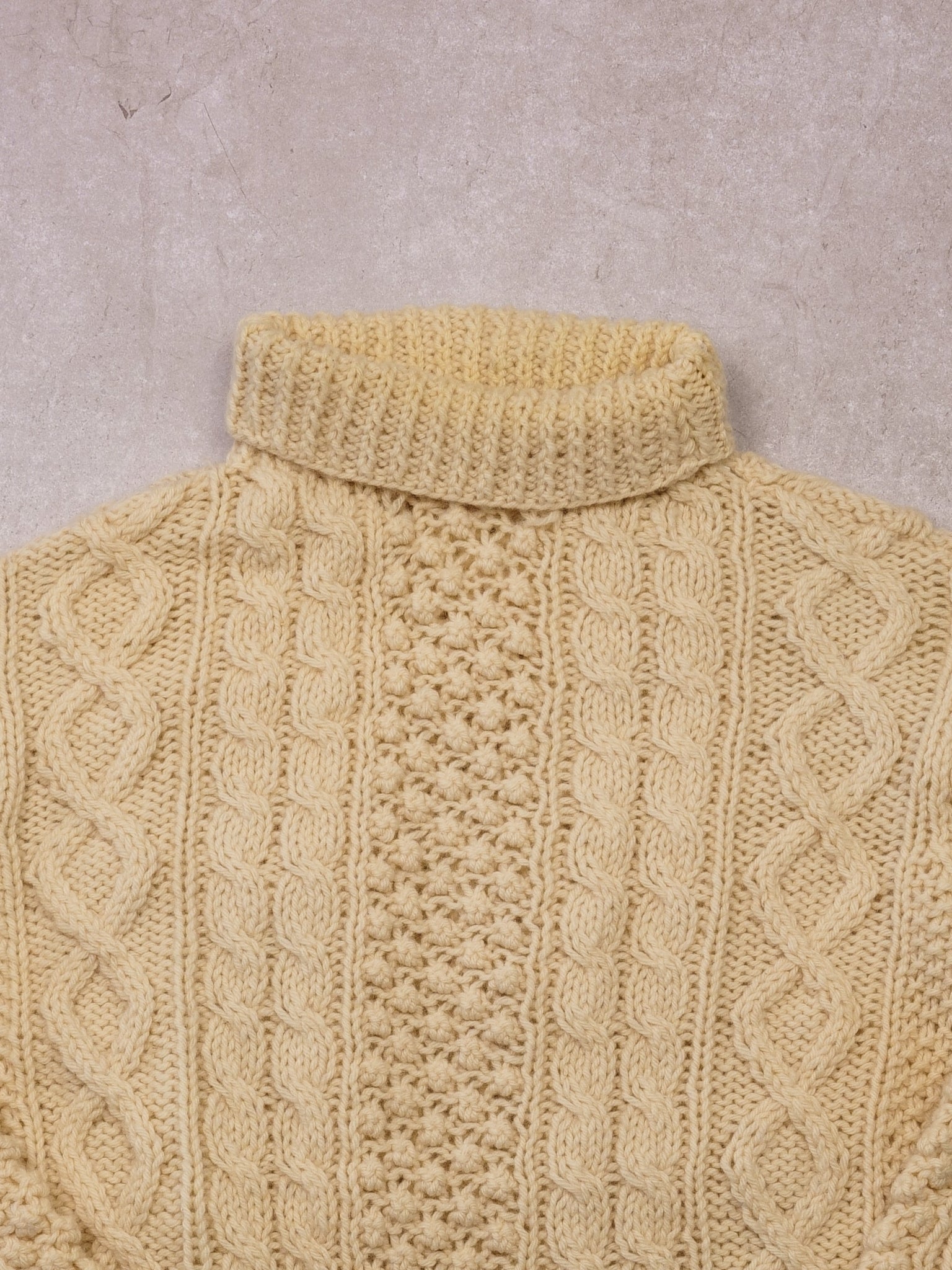 Vintage 90s Beige Freimans Virgin Wool Patterned Turtleneck (S/M)