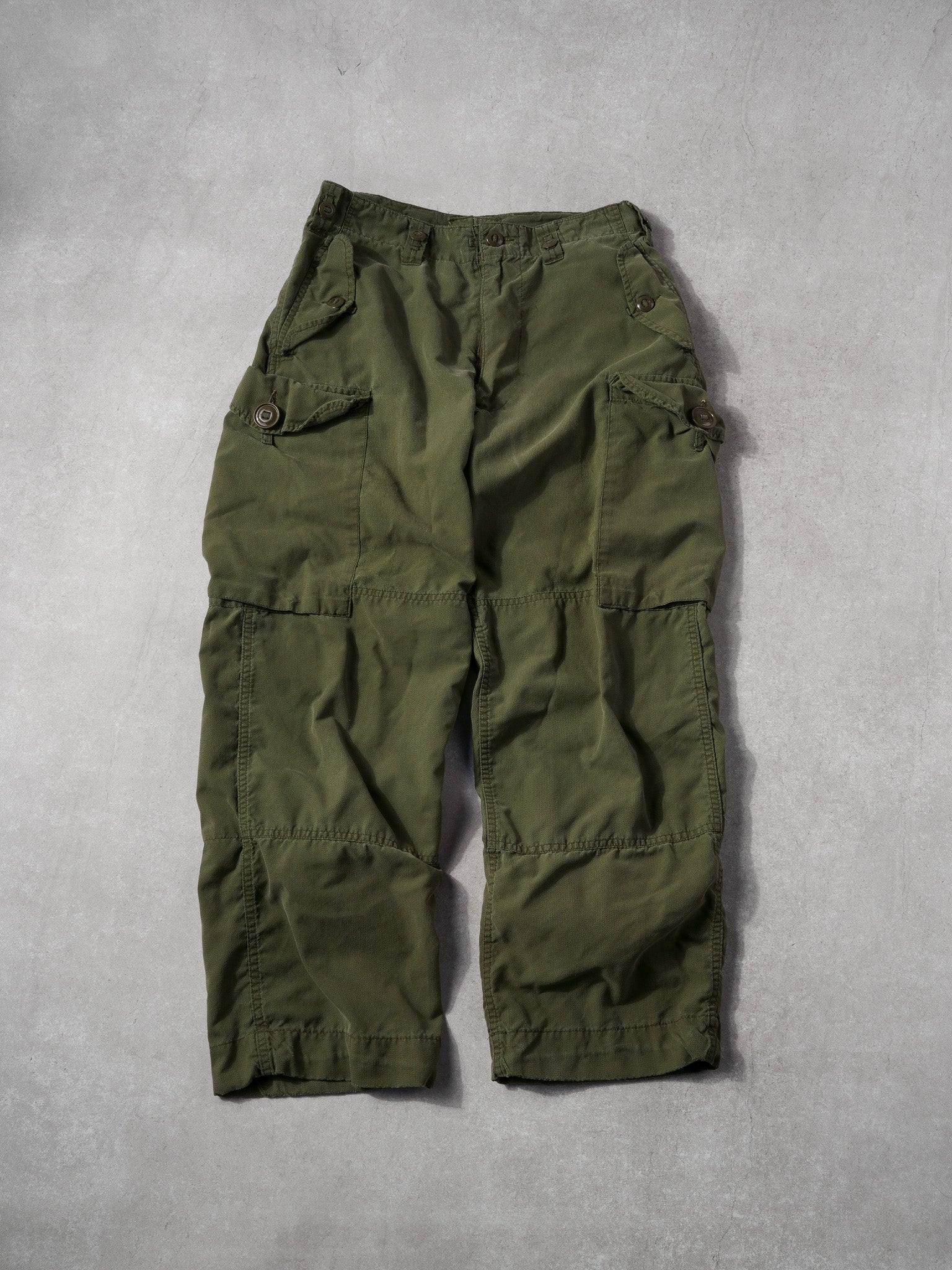 Vintage 80s Army Green Parachute Pants (32x29)