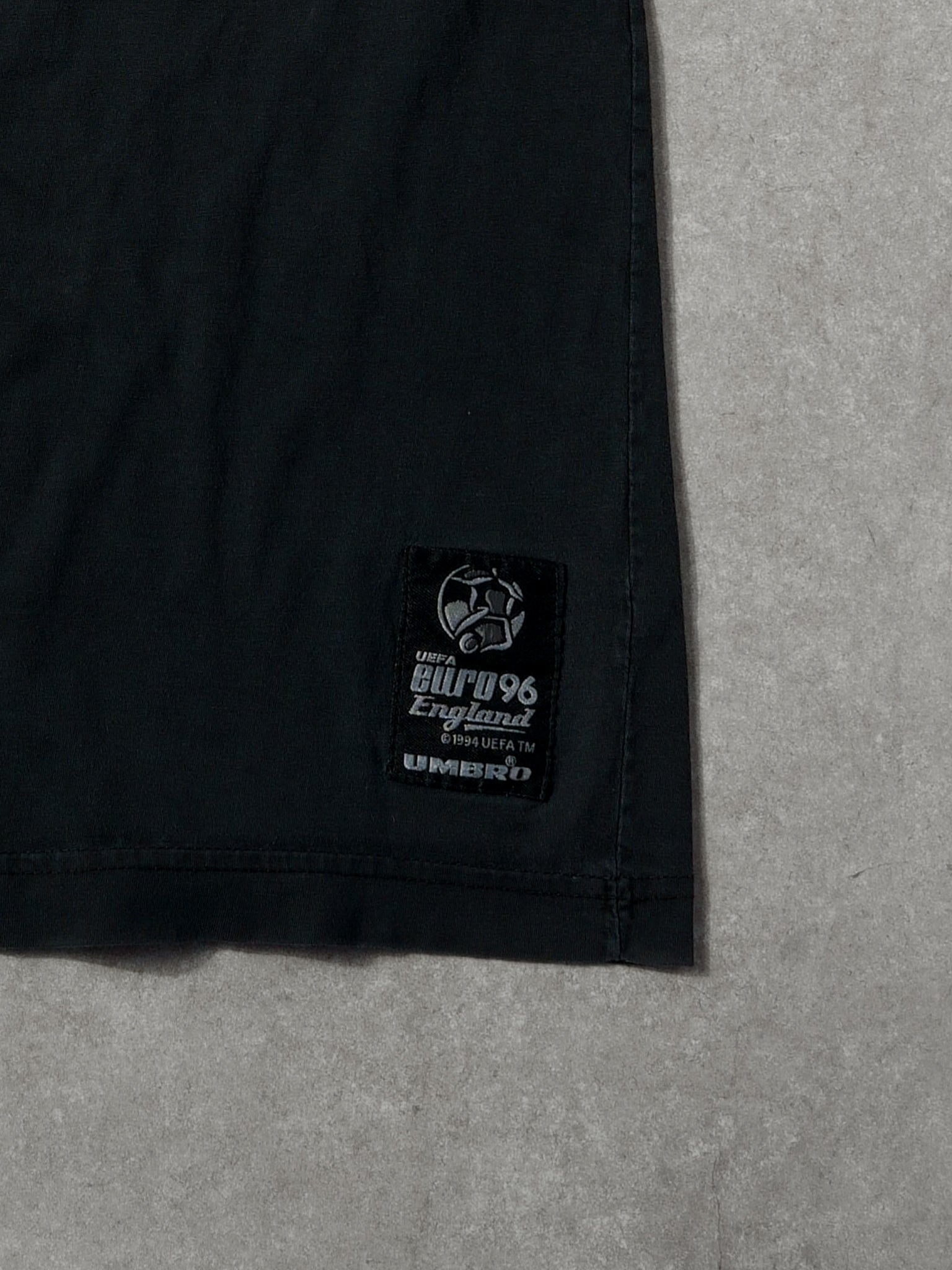 Vintage 96' Washed Black UEFA Euro 96 Soccer Umbro Graphic Tee (L)