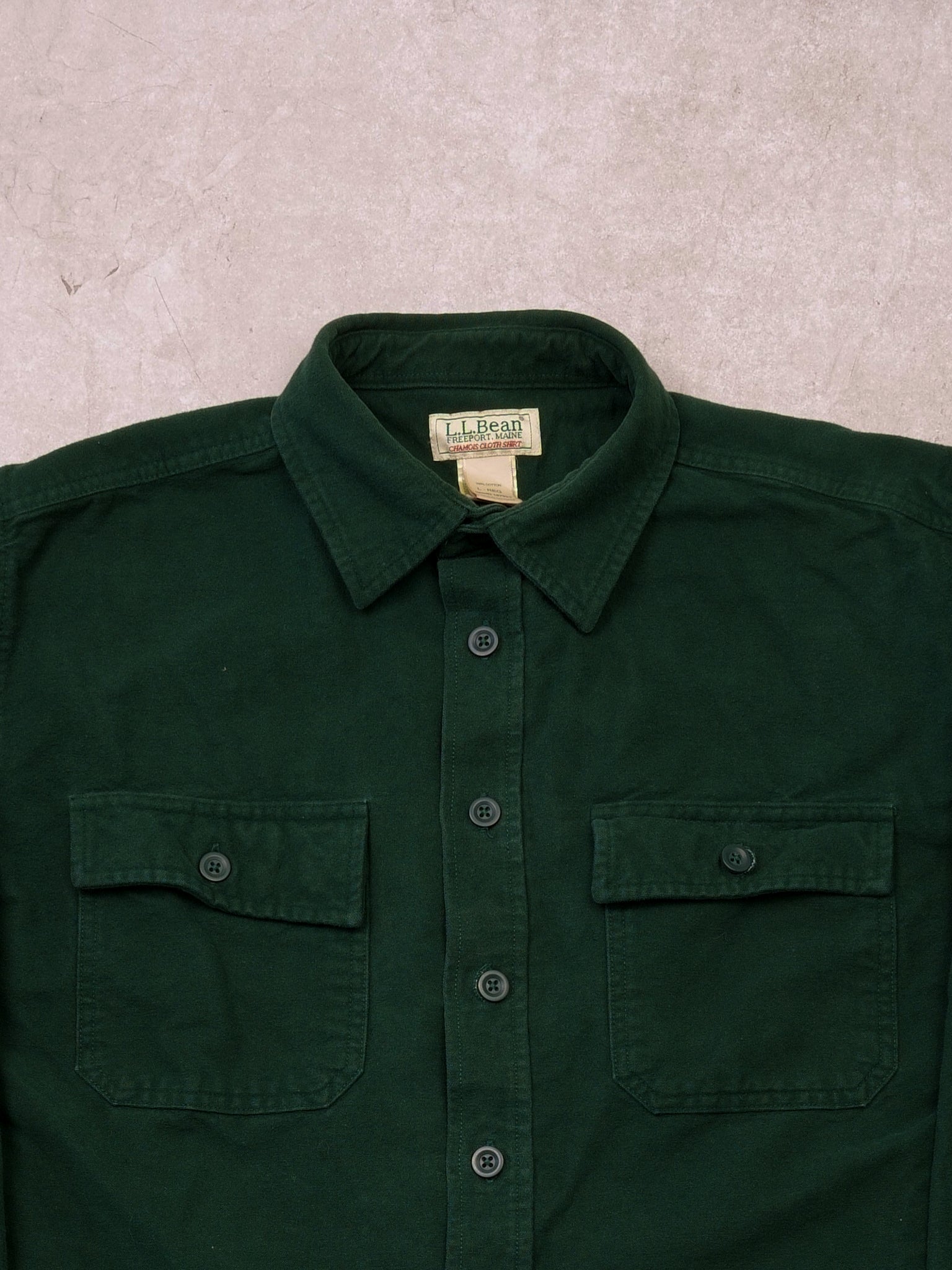 Vintage 90s Oak green LL Bean Reuglar Collared Button Up (L)