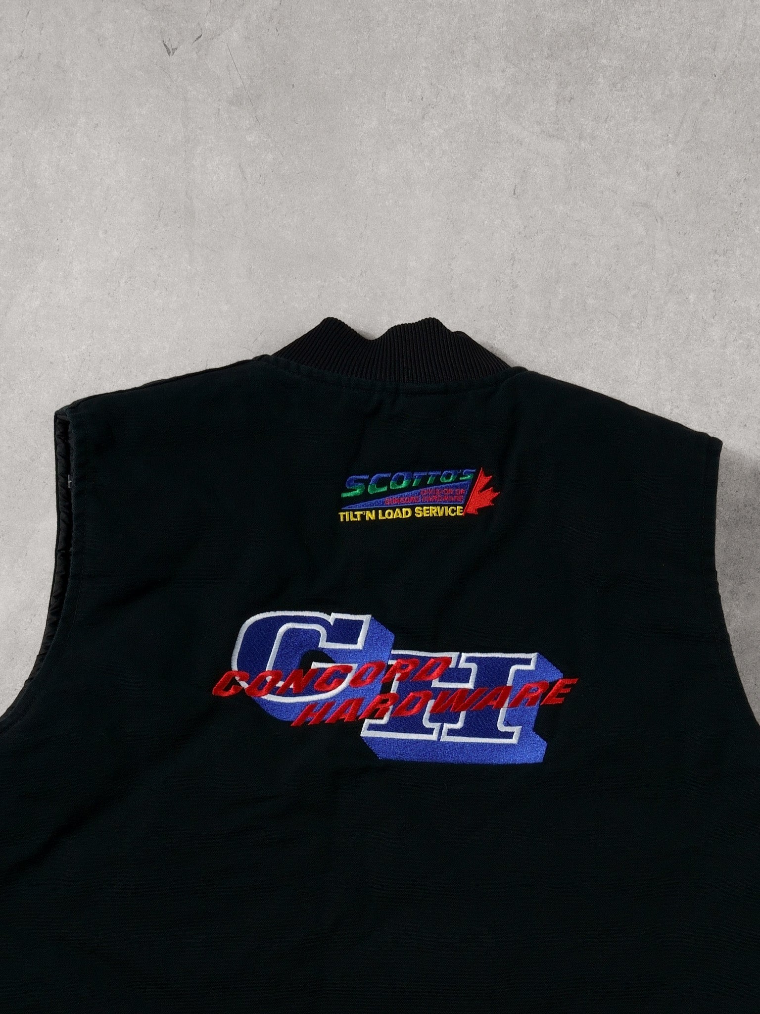 Vintage 90s Black Carhartt Dewalt x Concord Hardware Workwear Vest (L)