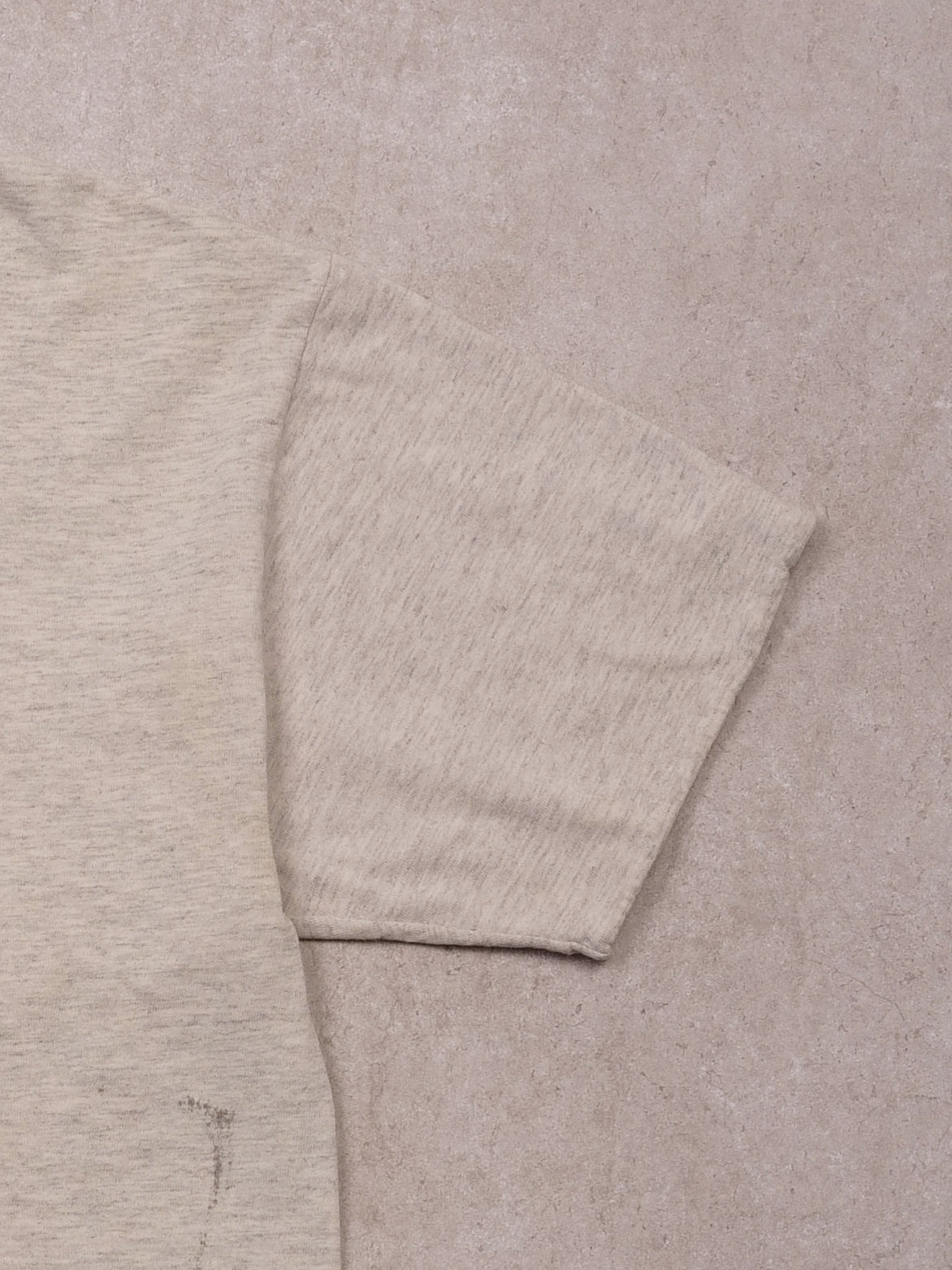 Vintage 90s Grey + Red Warner Bros Looney Tunes Graphic Tee (S)