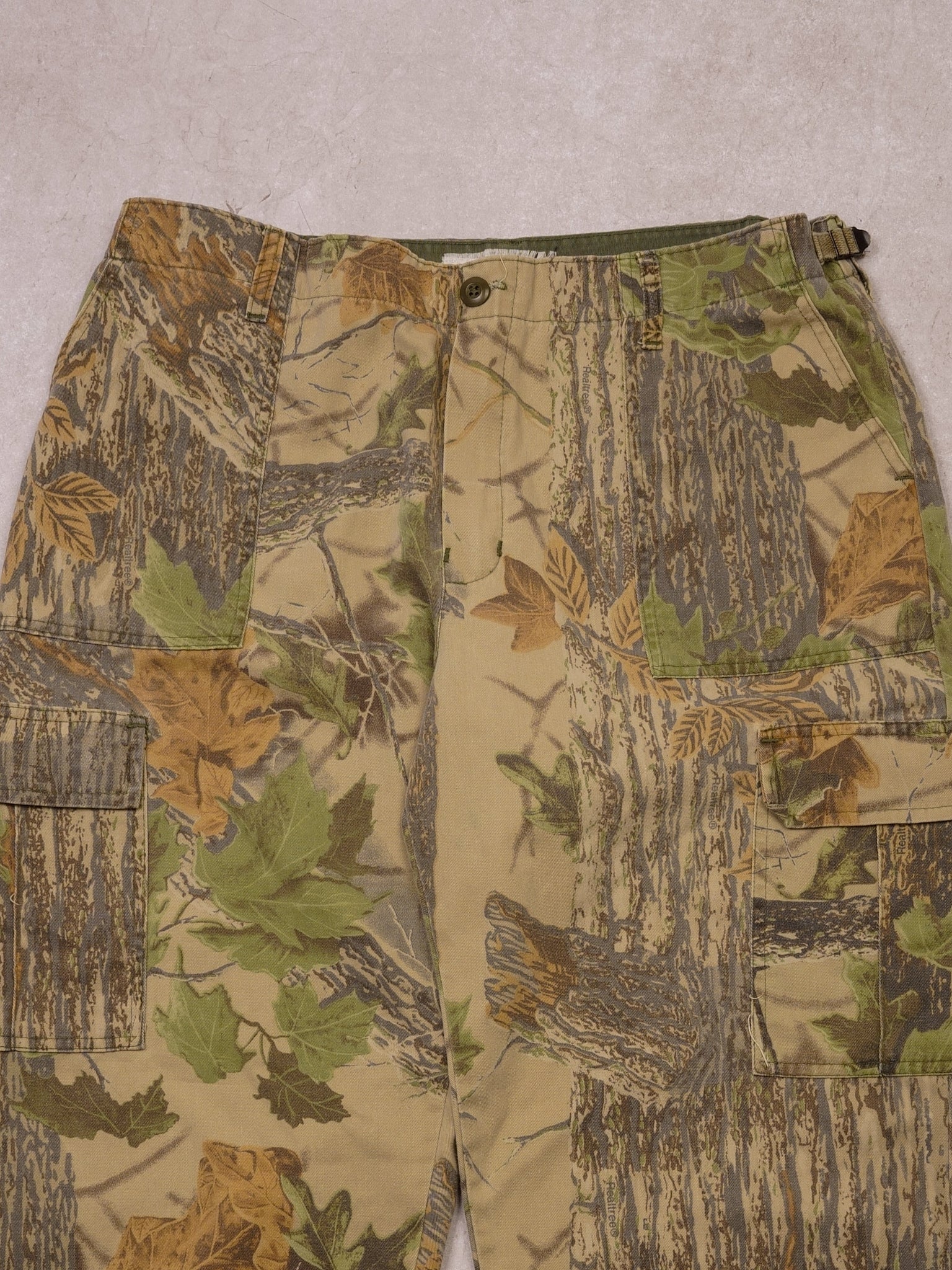 Vintage RealTree Camo Adjustable Bottom Cargo Pants (36x31)