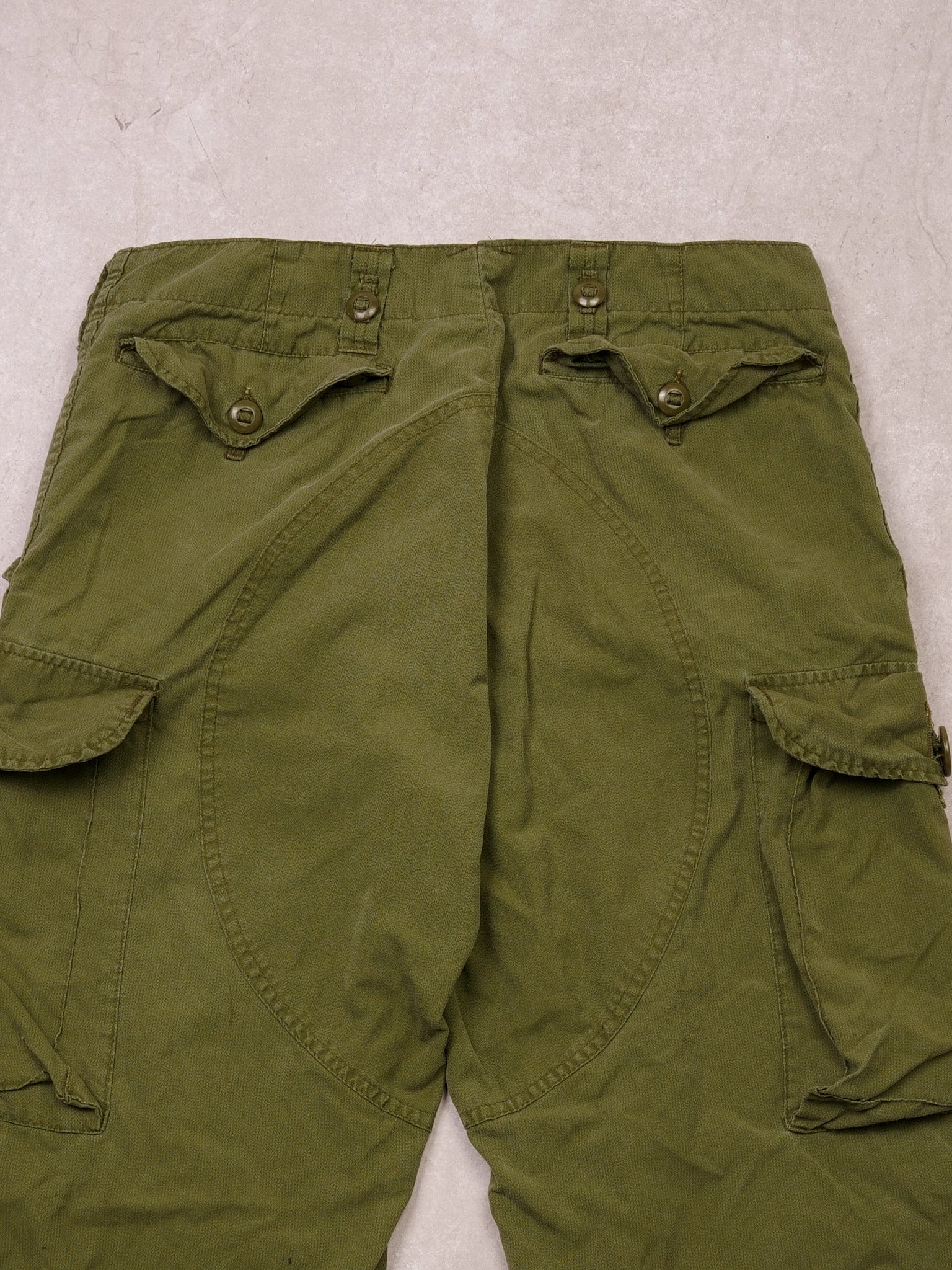 Vintage Army Green Combat Parachute Pants (32x29)