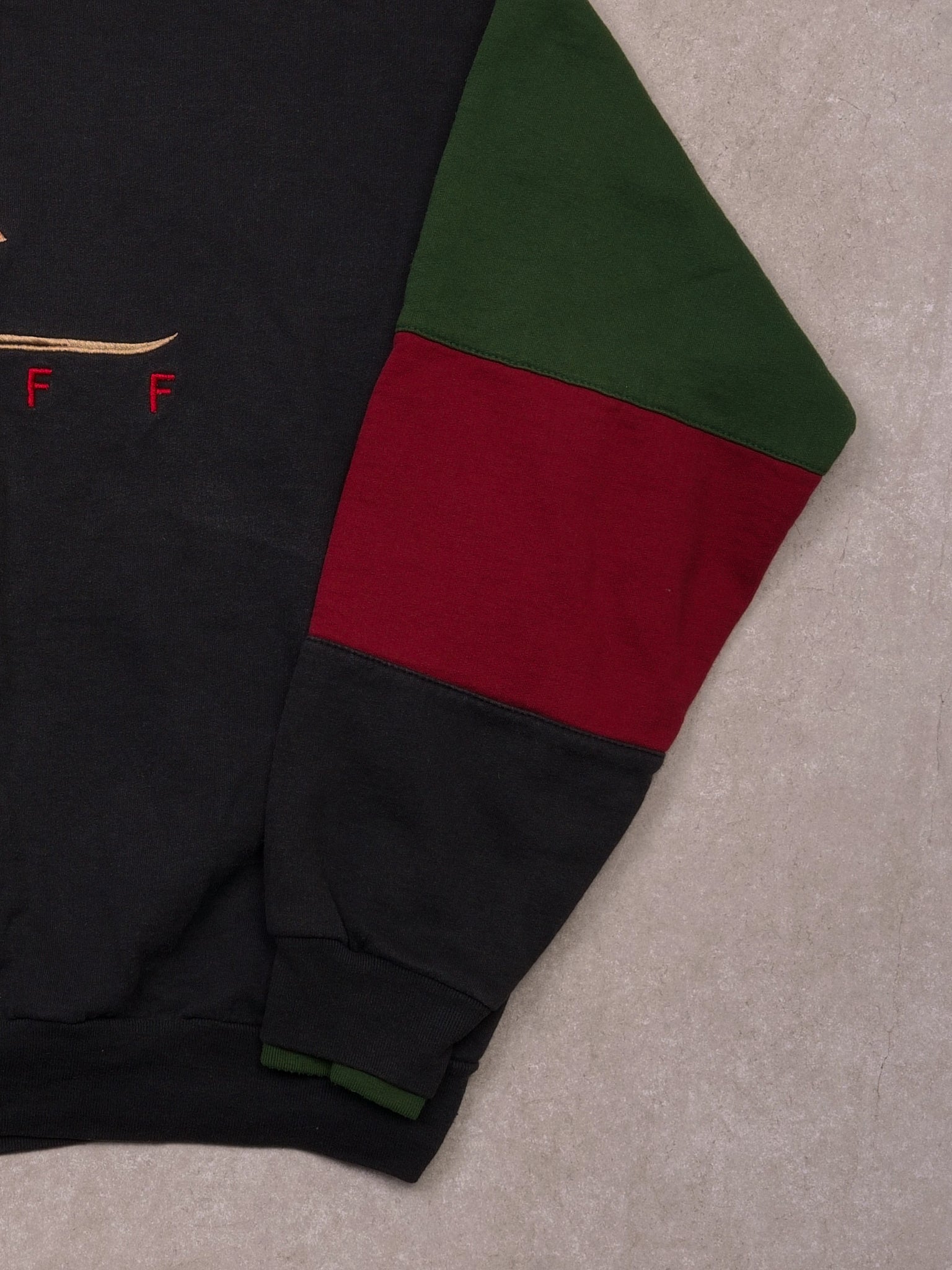 Vintage 90s Black, Green, and Red Banff Skii Crewneck (XL)