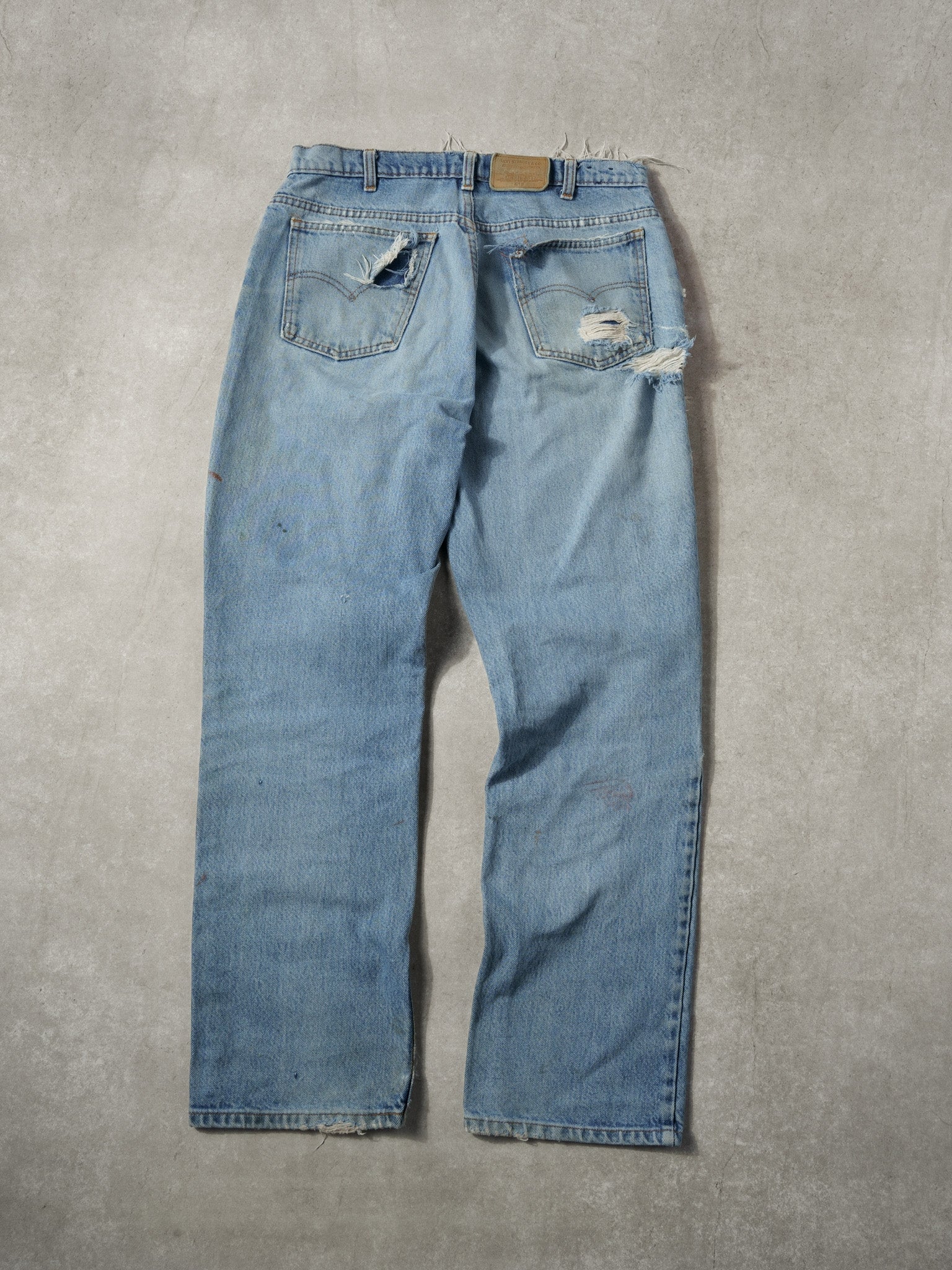Vintage 90s Light Washed Levi's 619 Denim Jeans (32x30)