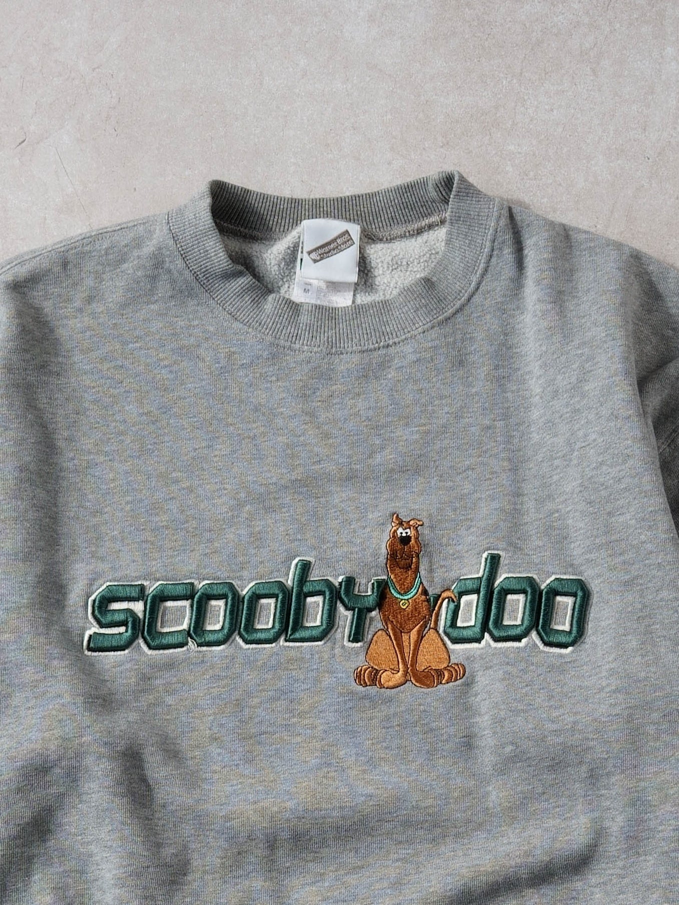 Vintage 99' Grey Scooby Do Warner Bros Studio Embroidered Crewneck (L)