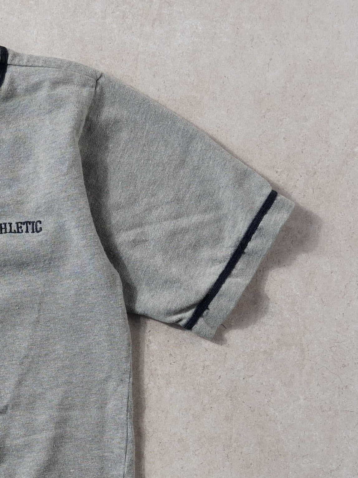 Vintage 90s Grey Gap Athletic #6 Baseball Tee (S)