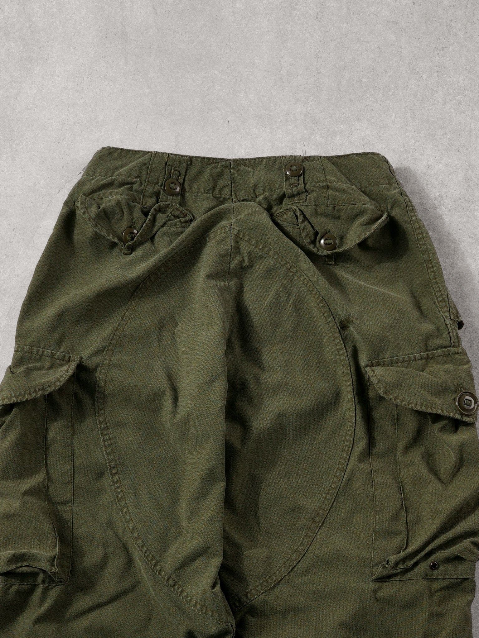 Vintage 80s Green Army Parachute Pants (32x28)