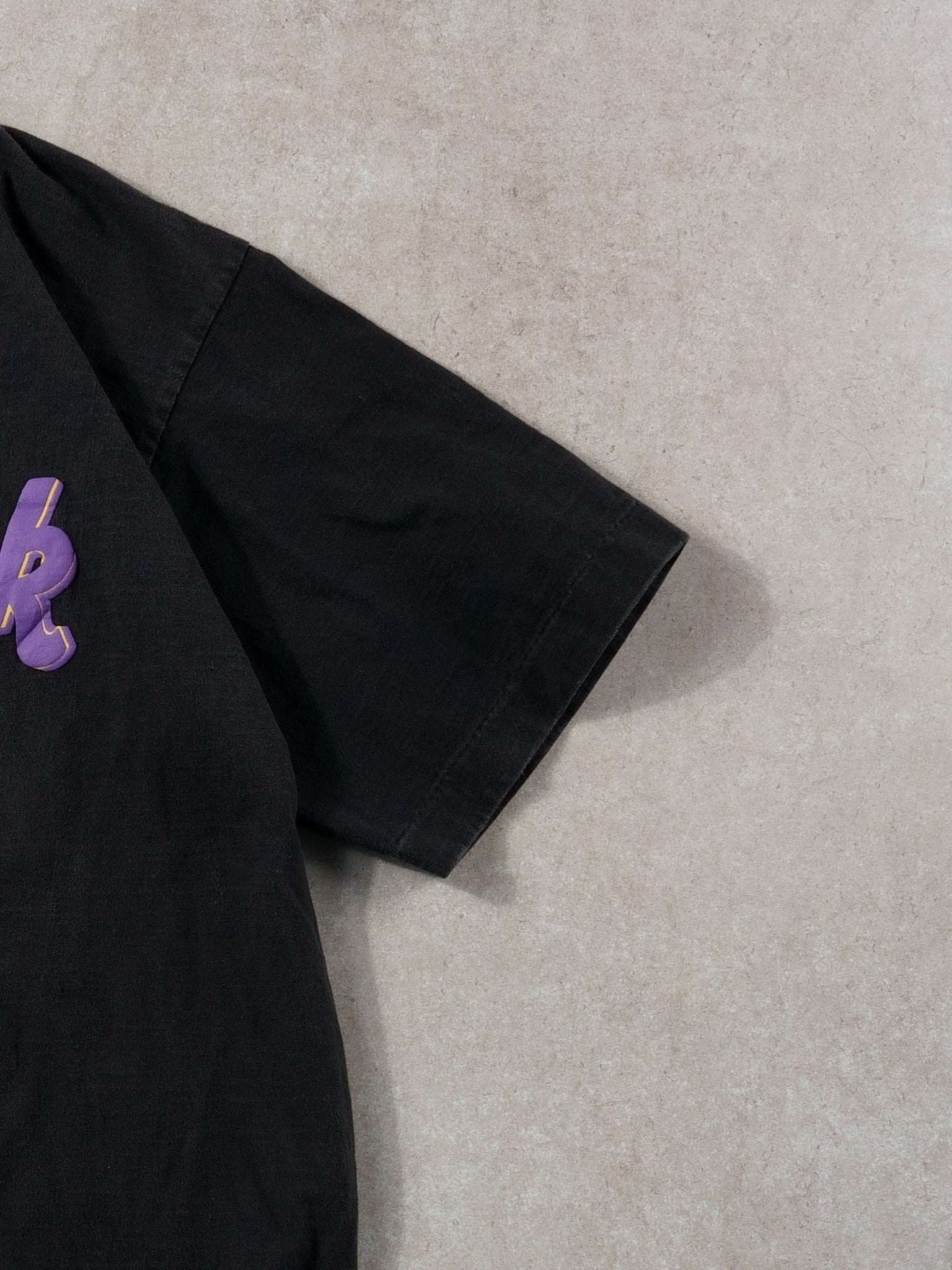 Vintage 90s Black, Purple and Yellow Hard Rock Cafe Chaingmai Thailand Single Stitched Tee (S)
