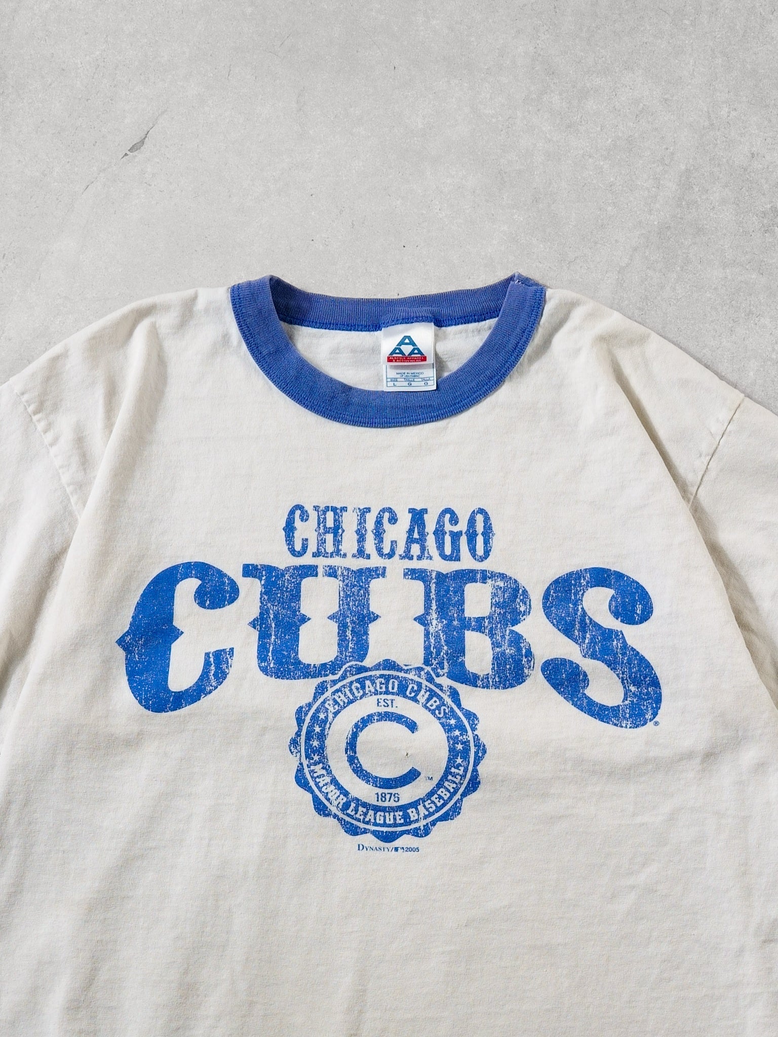 Vintage 05' White And Blue Chicago Cubs Emblem Tee (M)