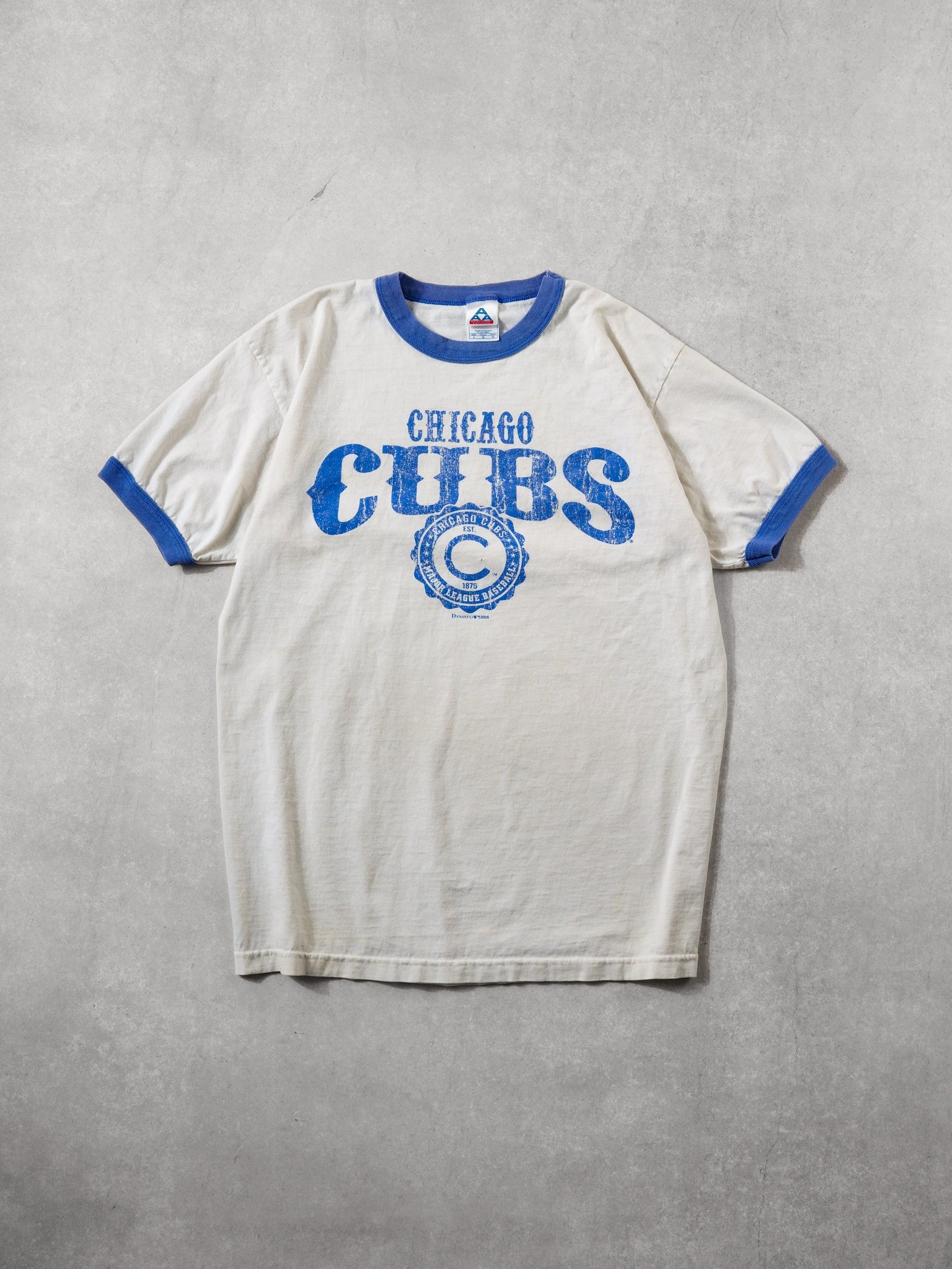 Vintage 05' White And Blue Chicago Cubs Emblem Tee (M)