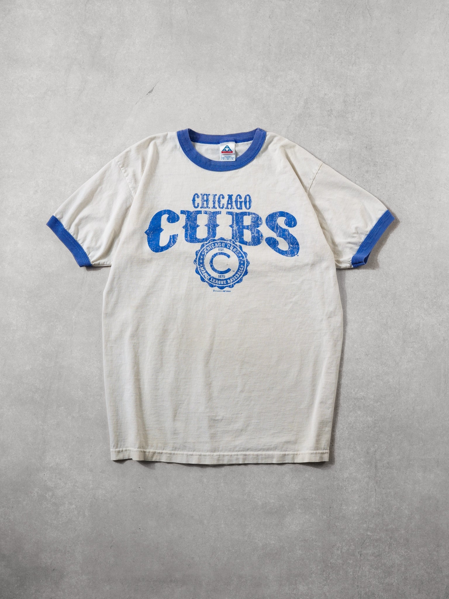 Vintage 05' White And Blue Chicago Cubs Emblem Tee (M)
