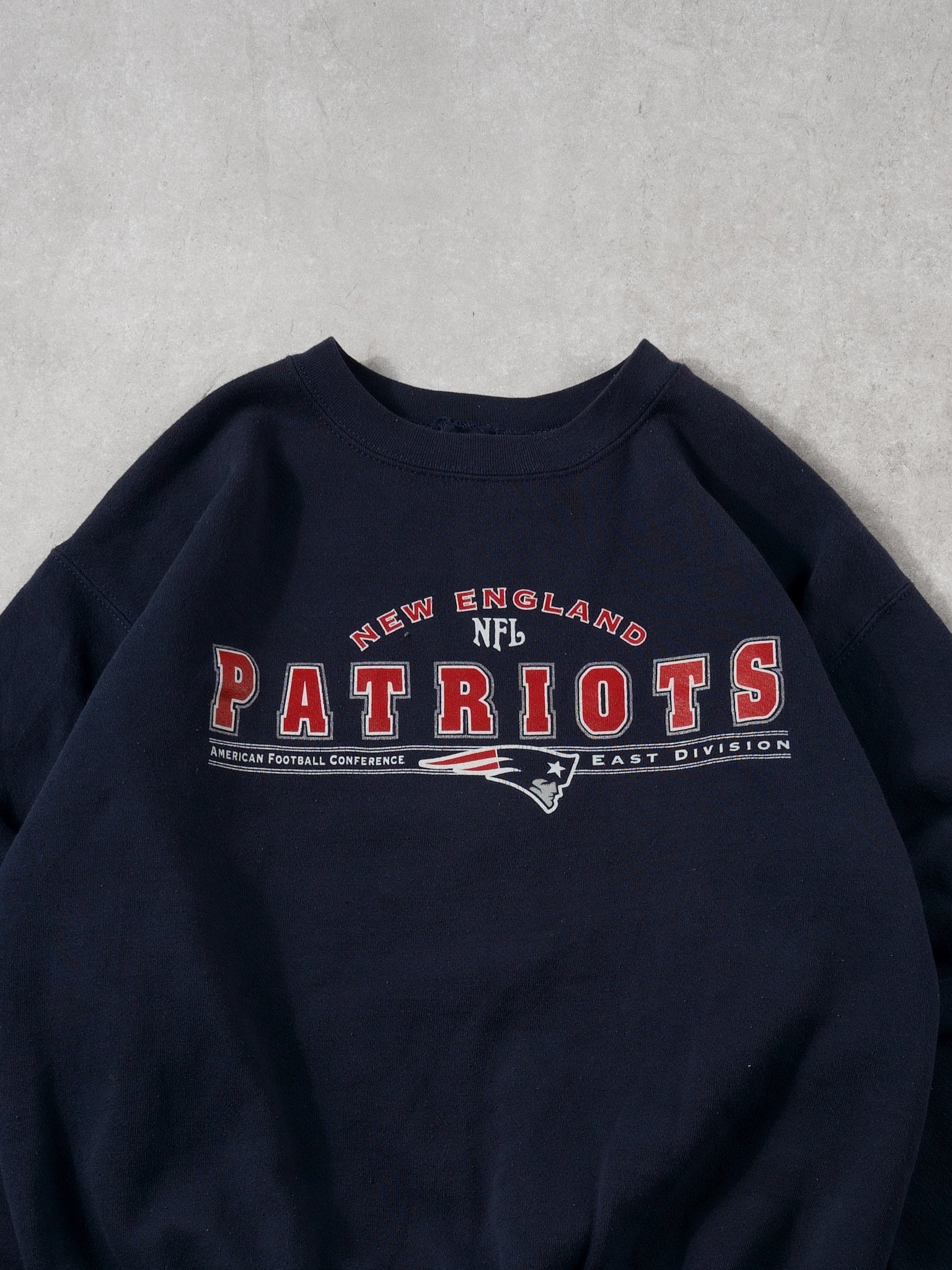 Vintage 90s Navy Blue New England Patriots NFL Crewneck (M)