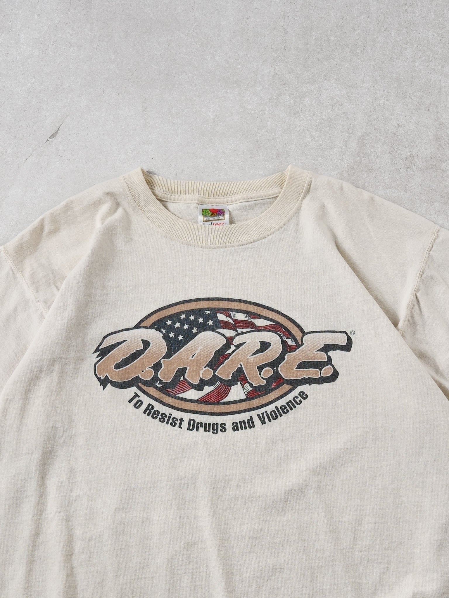Vintage 90 Beige "DARE" America Graphic Tee (L)